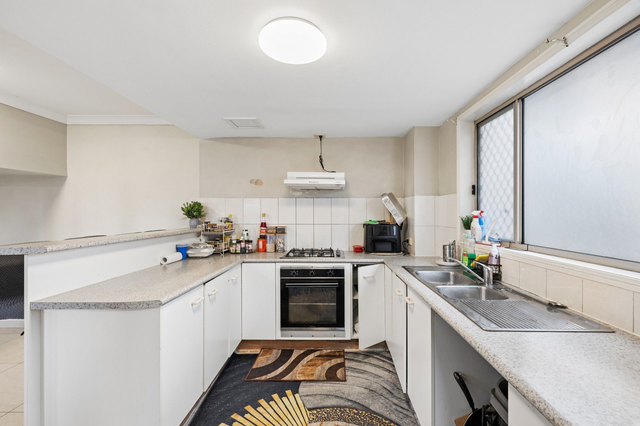 84/17 Marlow Street — photo 4 of 18