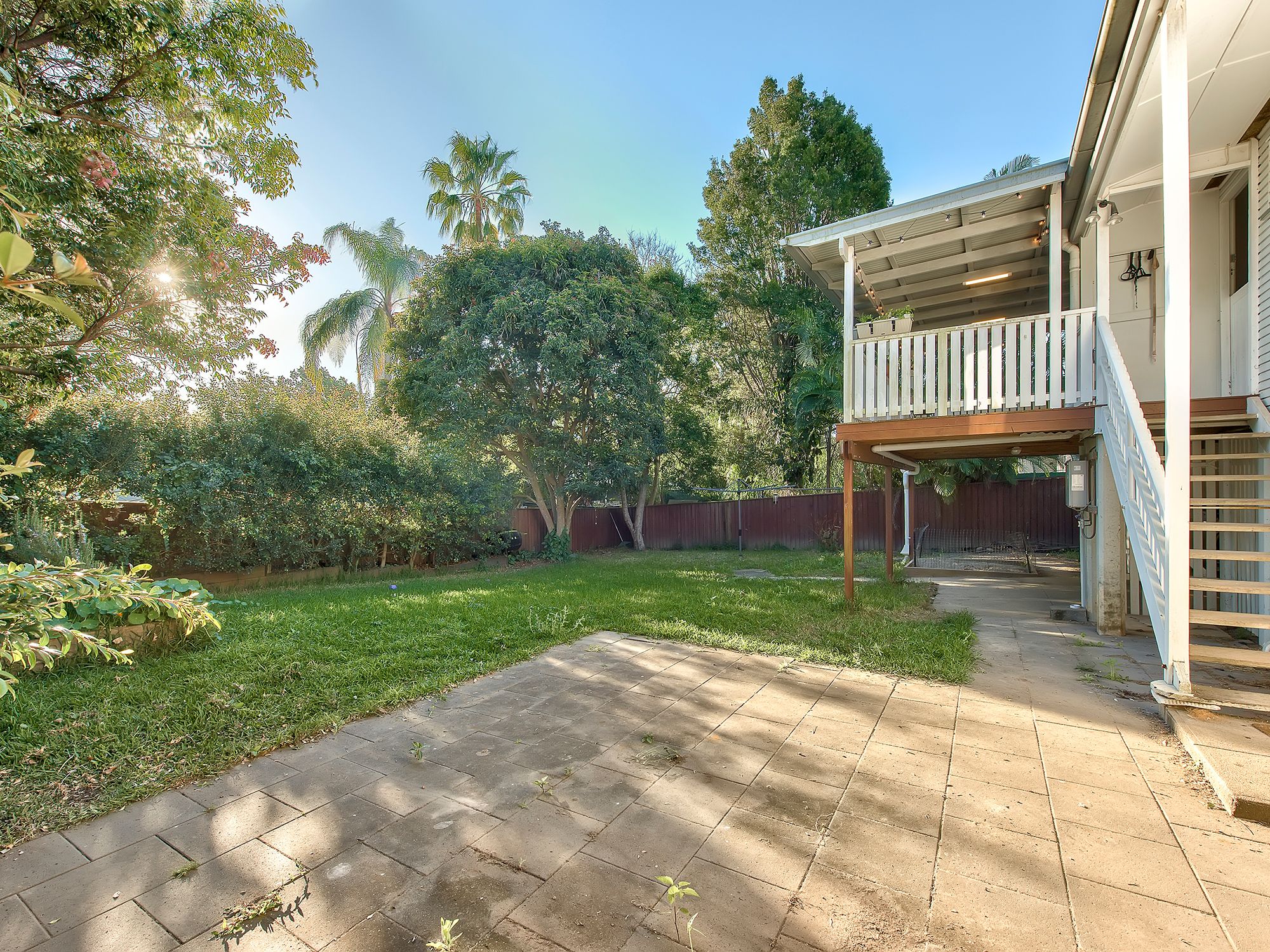 20 Chuter Street — photo 7 of 13