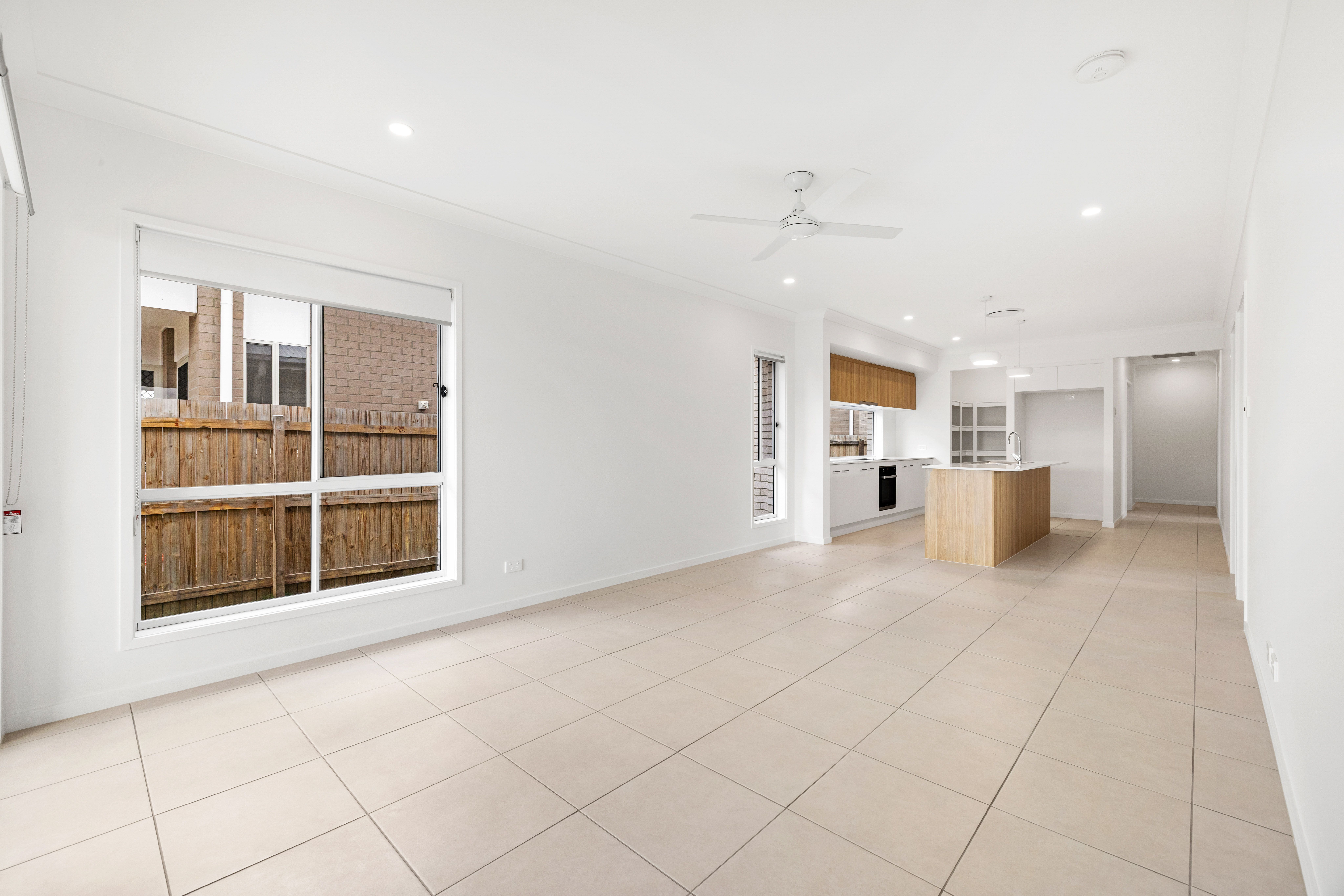 21 Jovinov Road — photo 4 of 12
