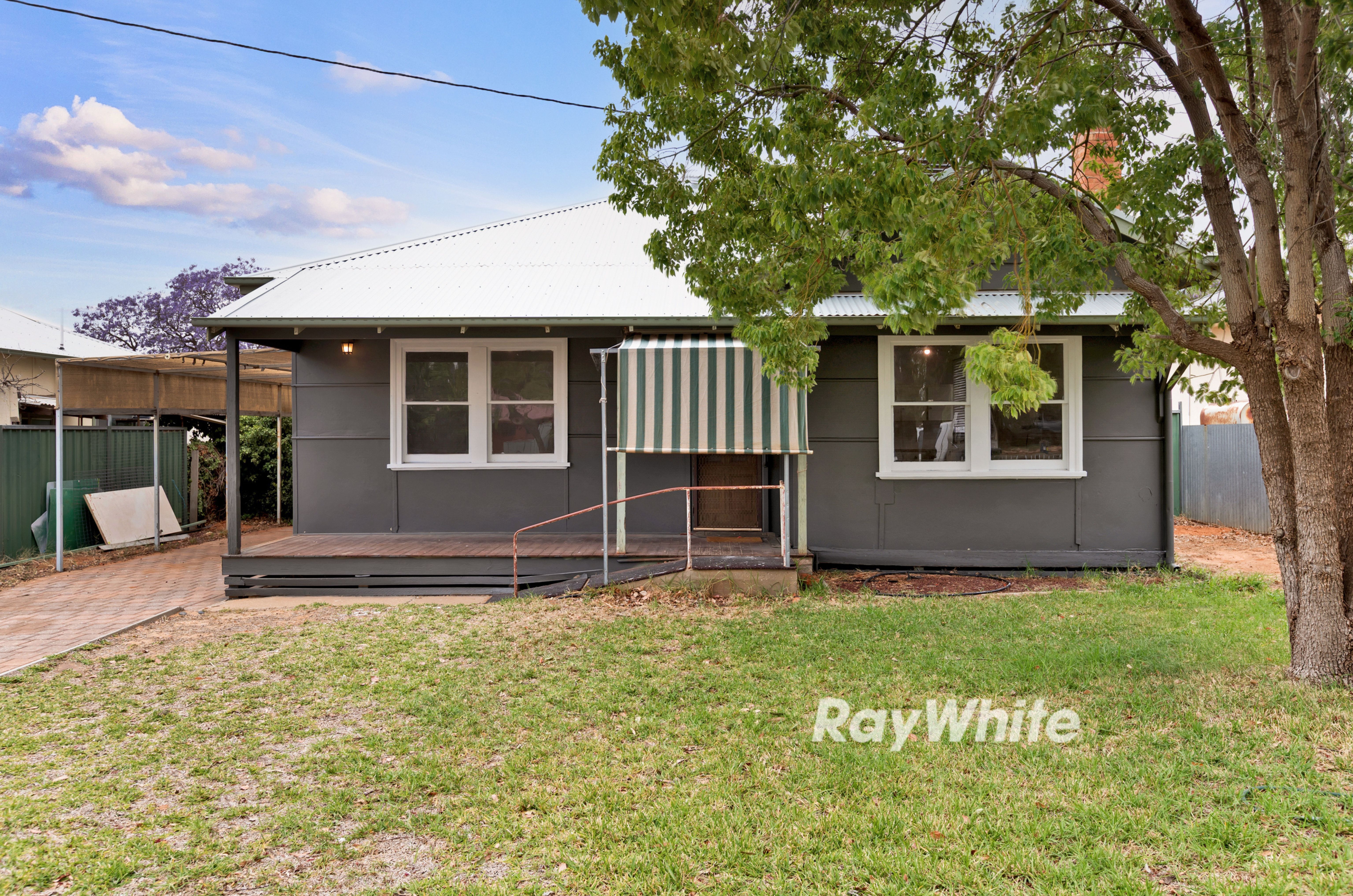 5 Whittaker Crescent, Red Cliffs VIC 3496