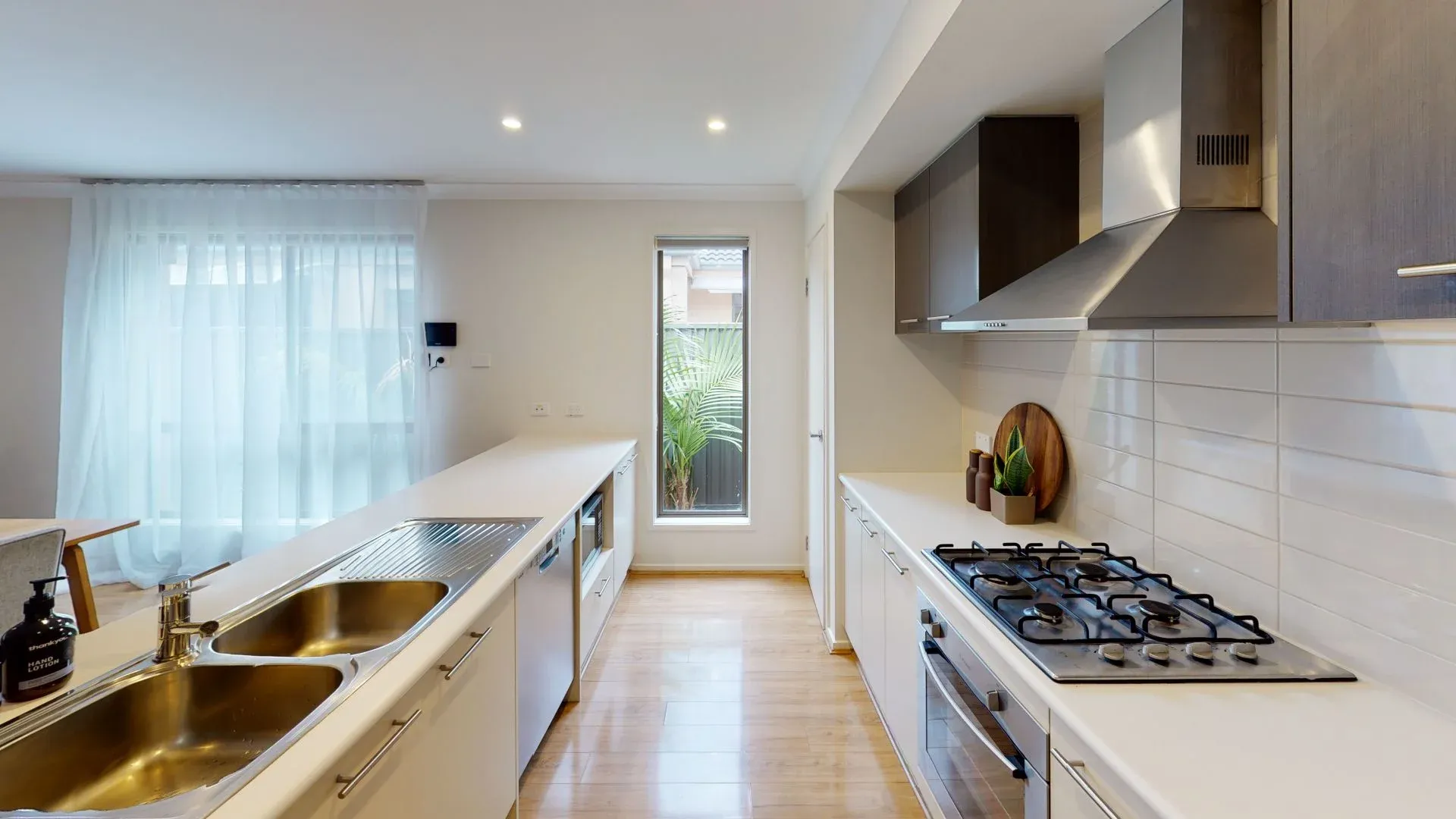 9 Rannoch Street, Cranbourne East, VIC 3977