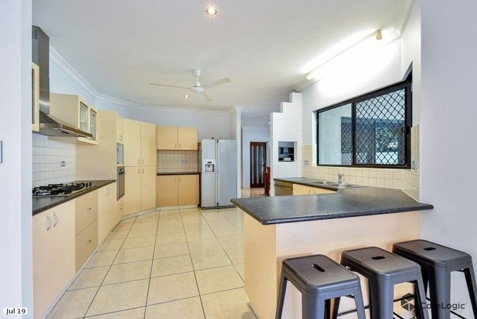16 Davenport Court — photo 4 of 19