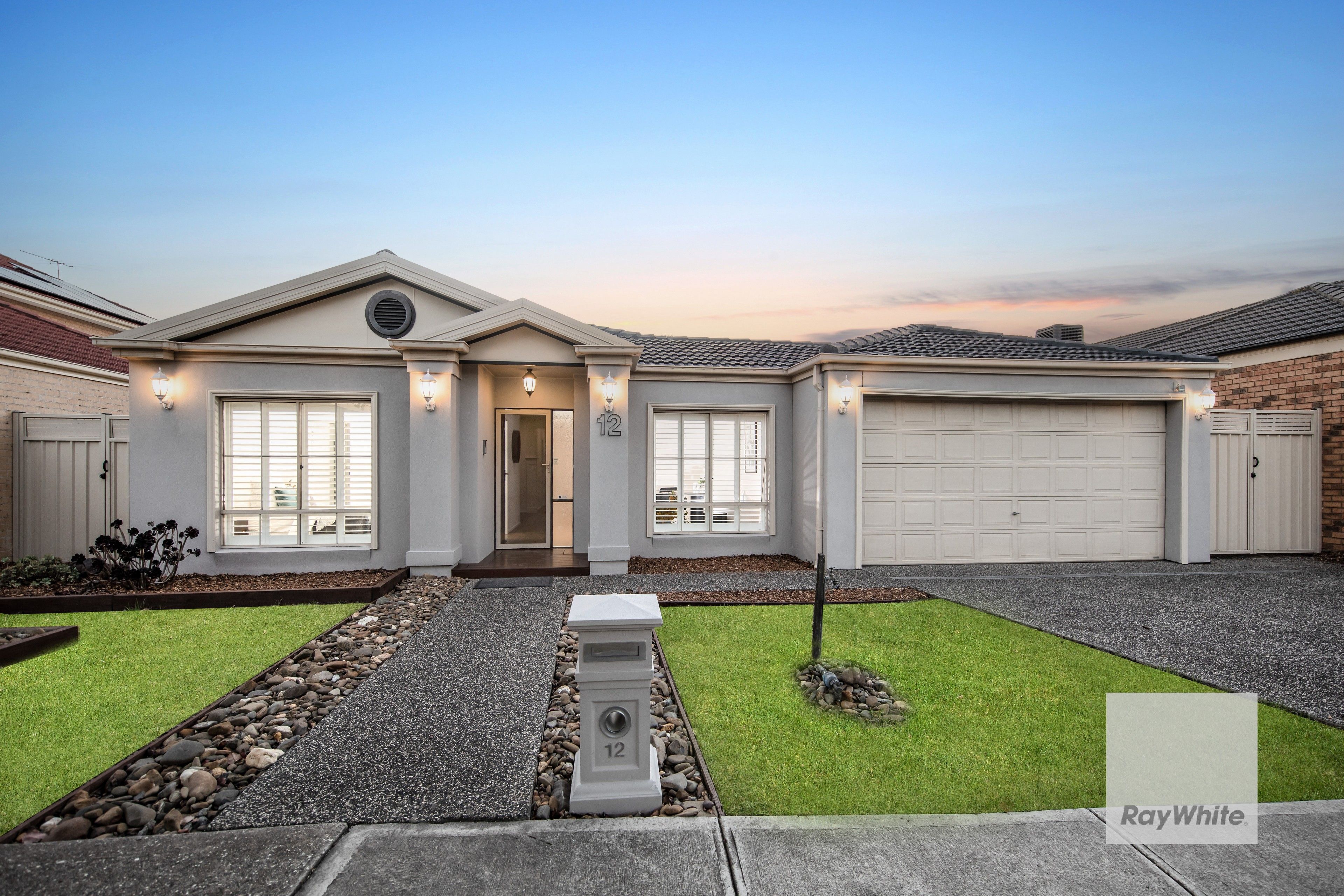 12 University Drive, Taylors Hill VIC 3037