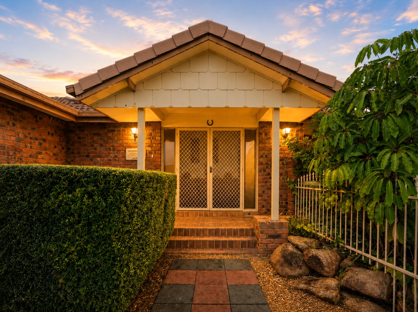1 Pierce Court, Stretton, QLD 4116