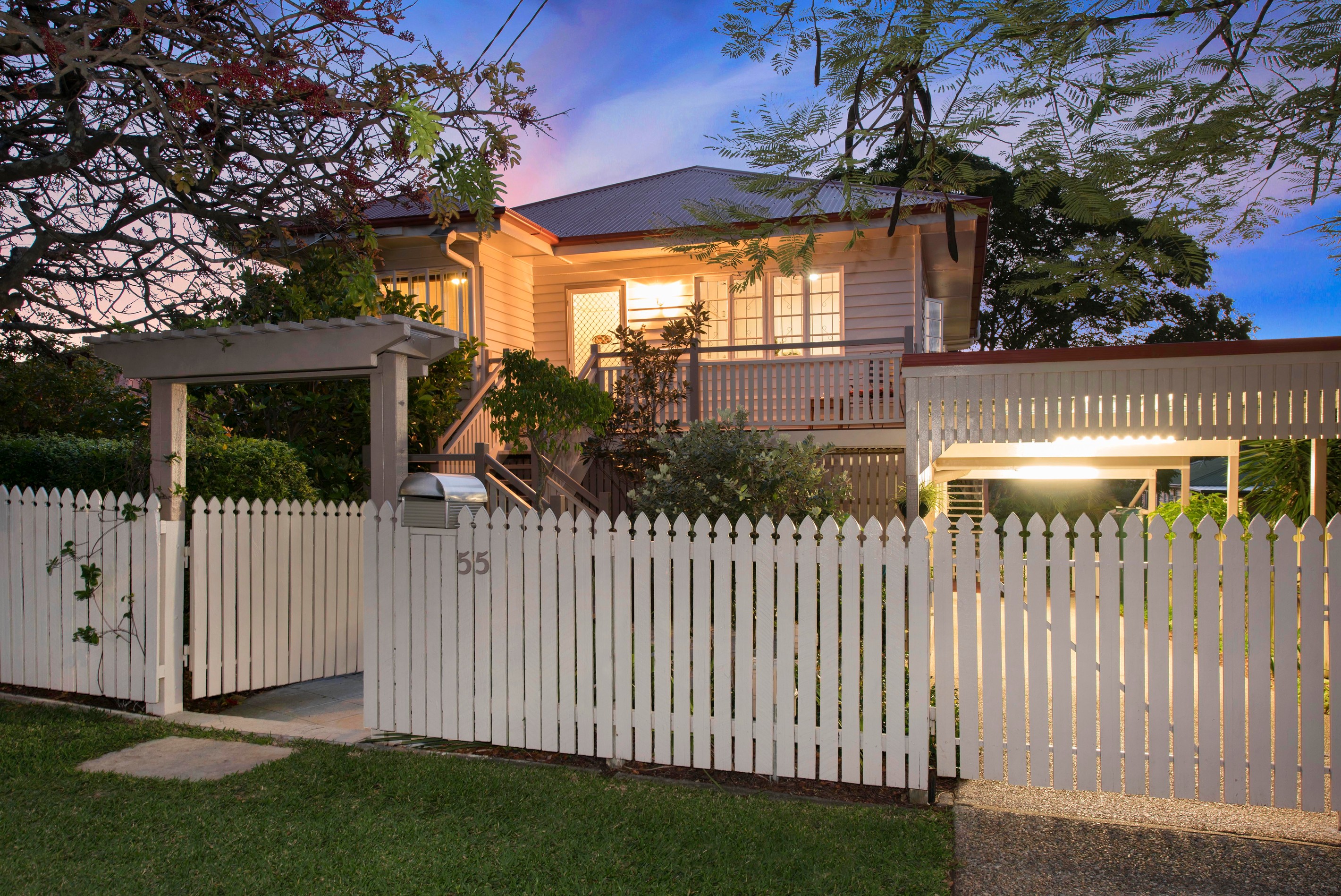 55 Brooks Street, Camp Hill, QLD 4152