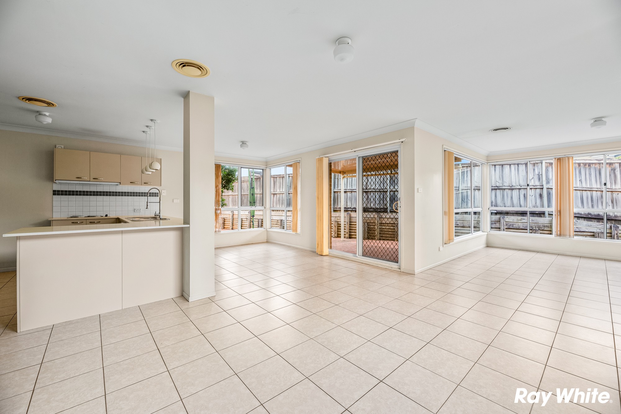 8 Glenvale Avenue, Parklea, NSW 2768