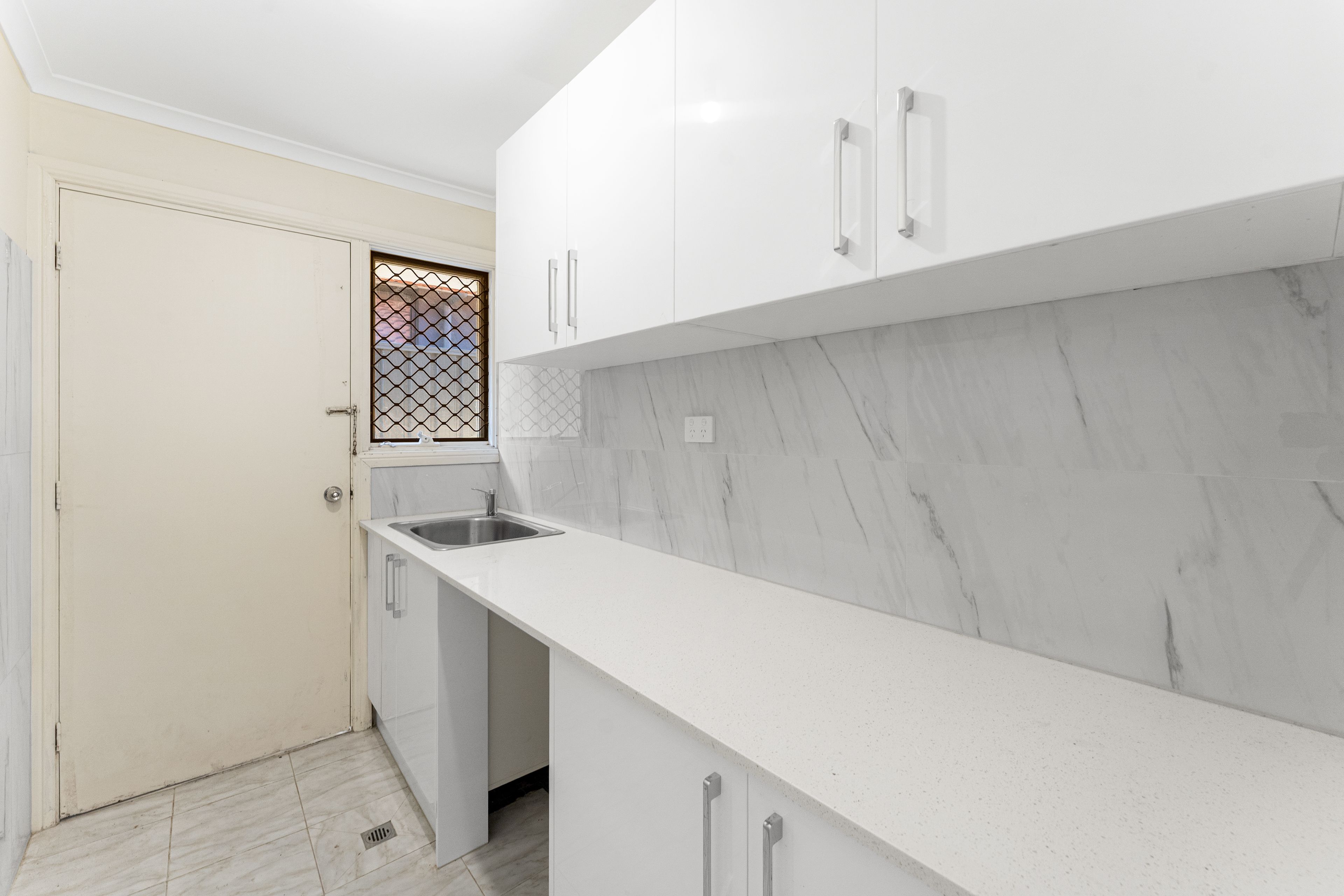 10 Alan Crescent — photo 13 of 14