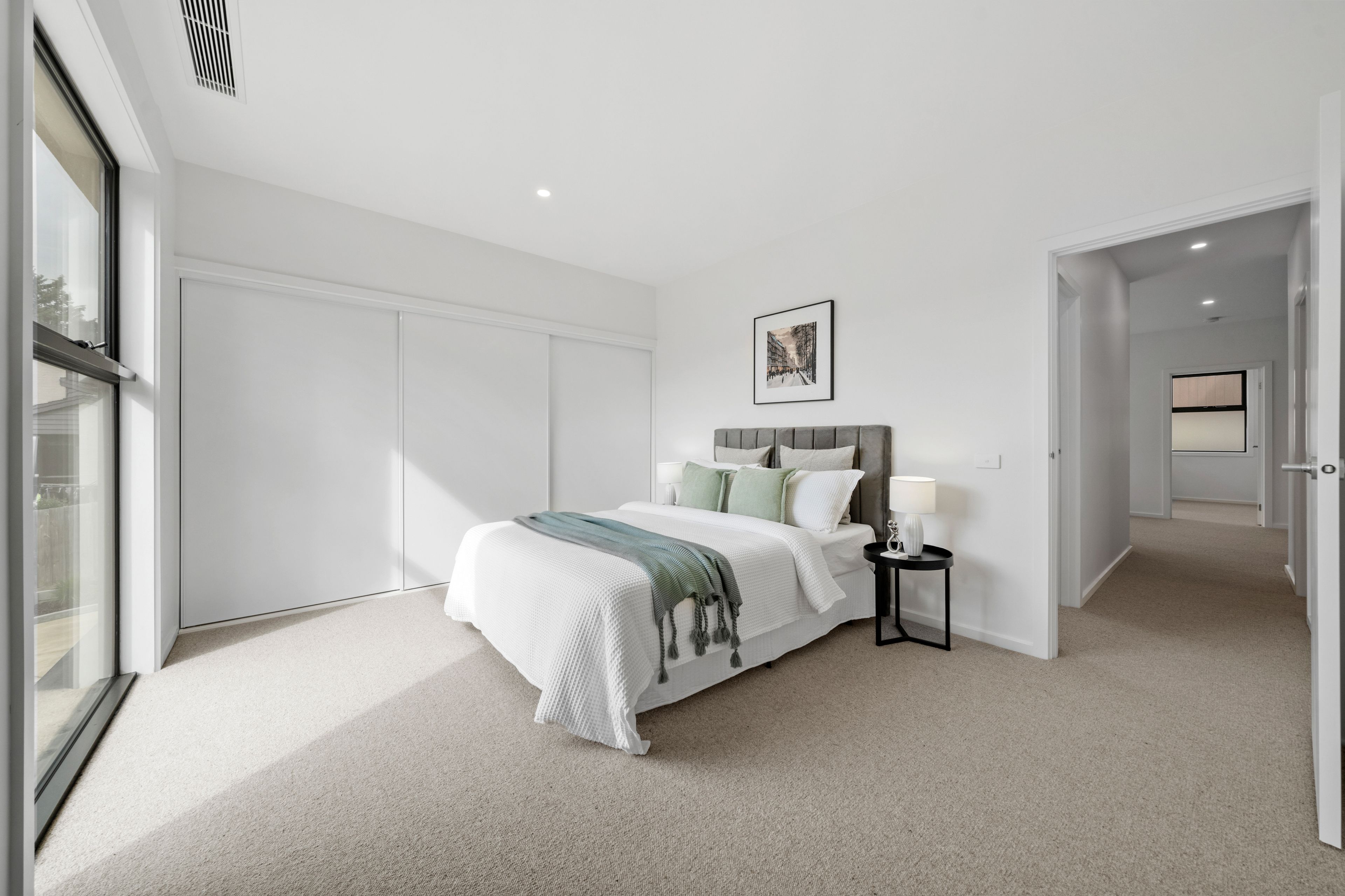 18 Sheoak Crescent — photo 7 of 13