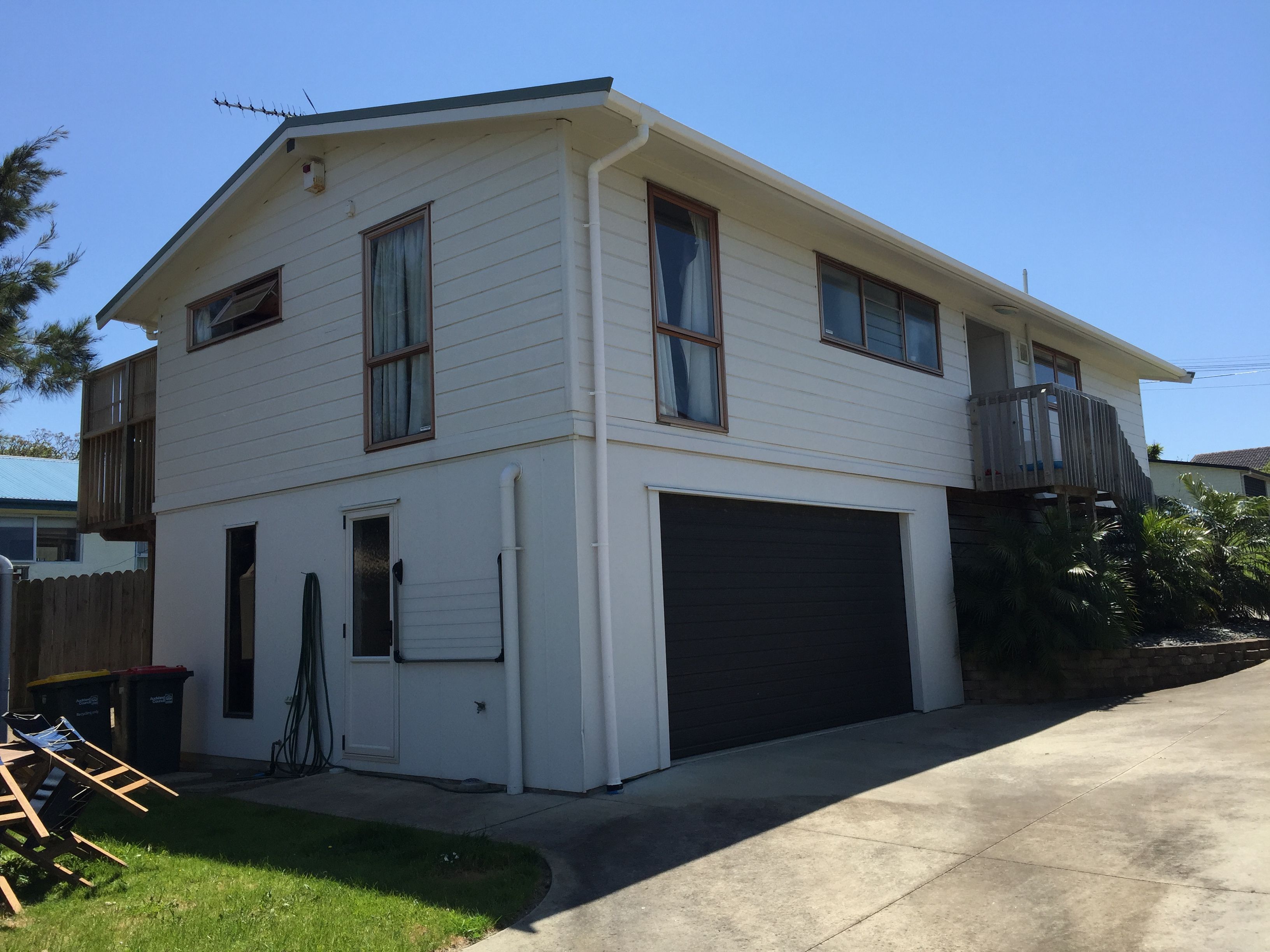 8 Karaka Road, Beachlands, Manukau City
