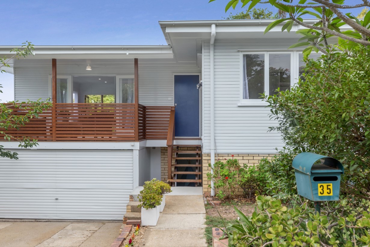 35 Narellan Street, Arana Hills, QLD 4054