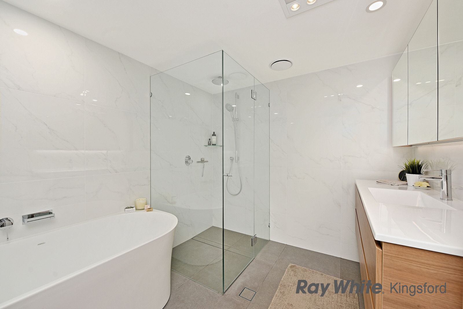 205/1-7 Gloucester Place, Kensington, NSW 2033