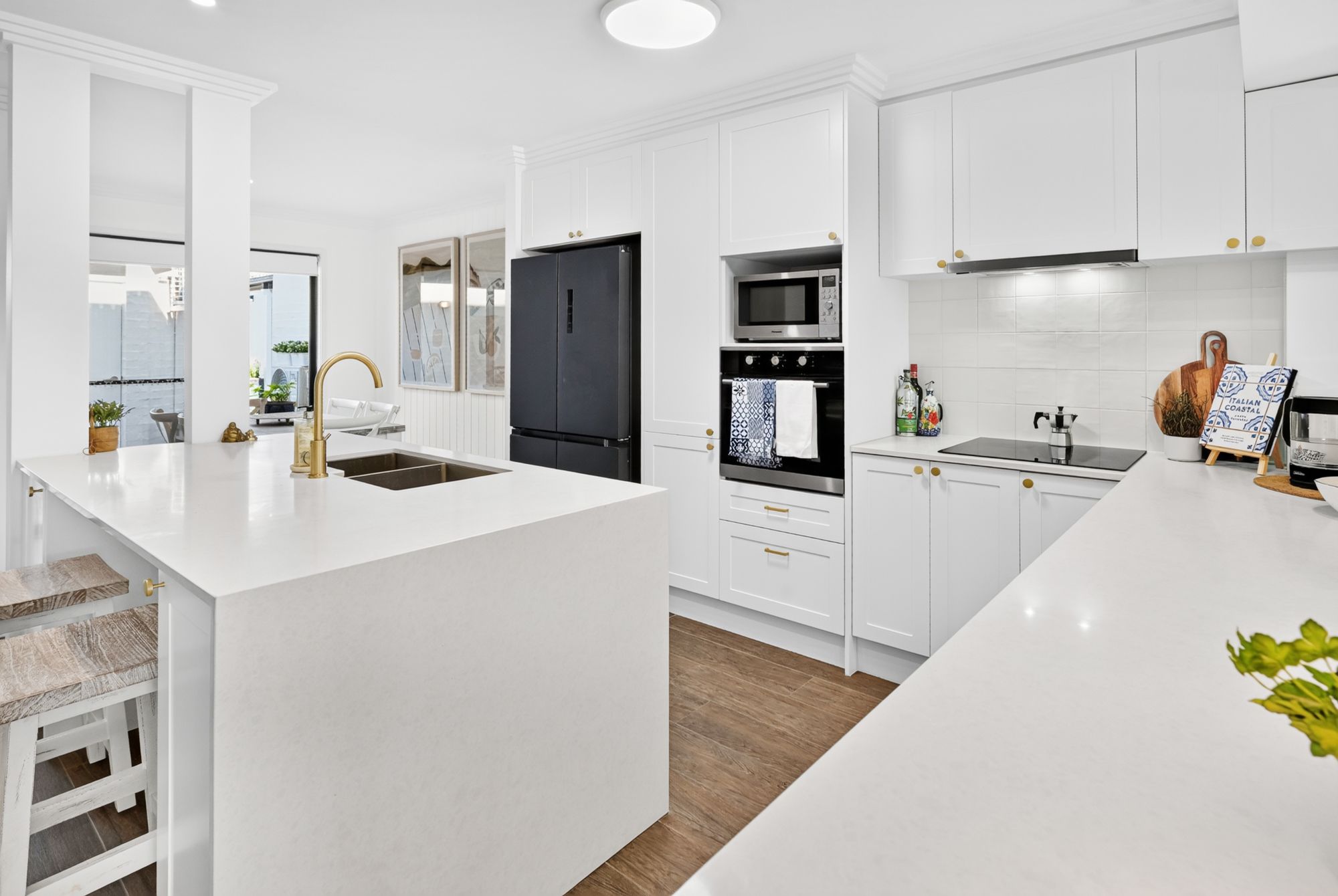 6/1 Bronberg Court — photo 10 of 30