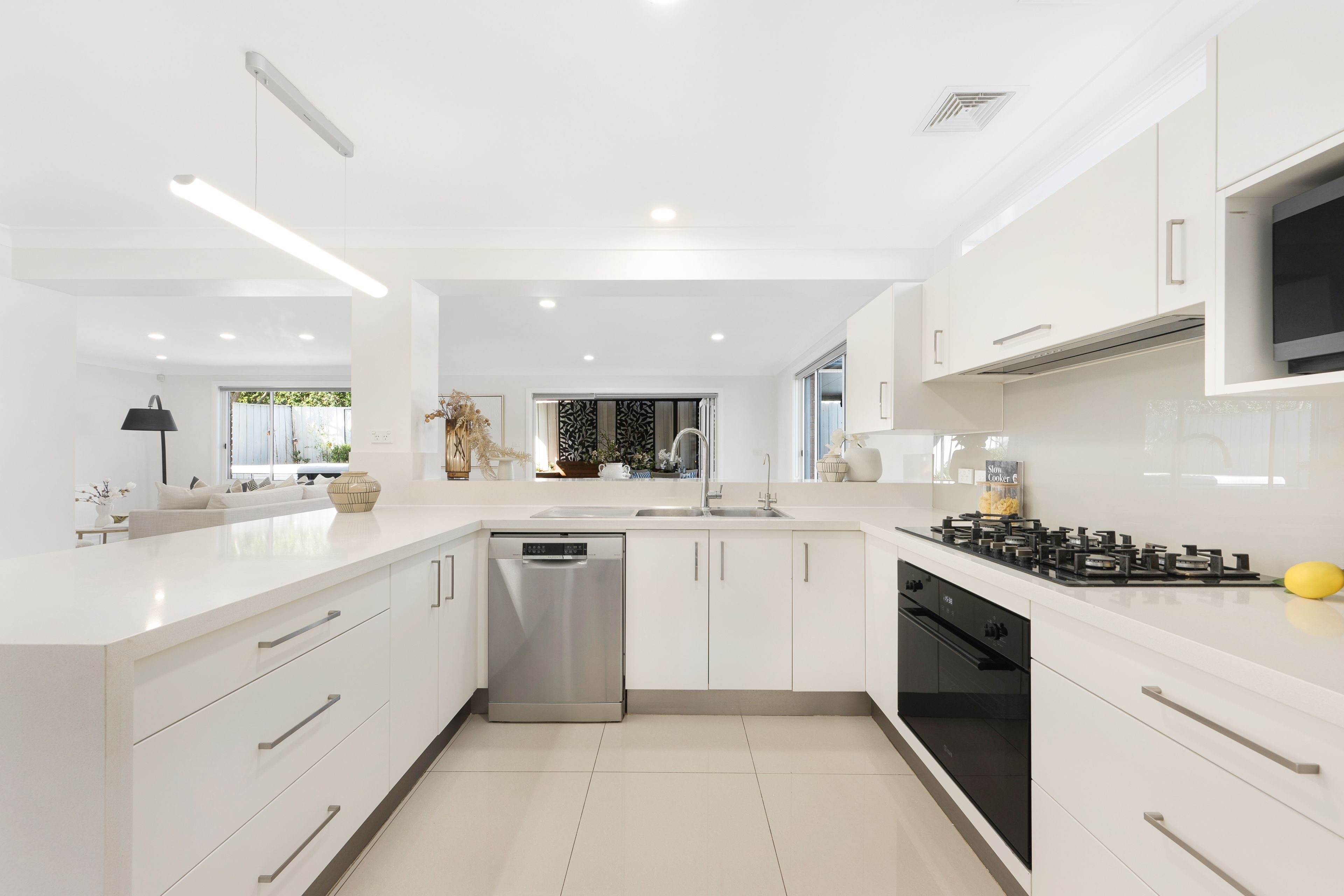 9 Greenwich Place — photo 7 of 28