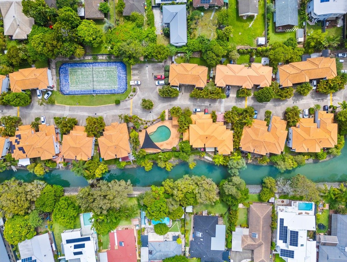 2/92 Guineas Creek Road, Currumbin Waters, QLD 4223