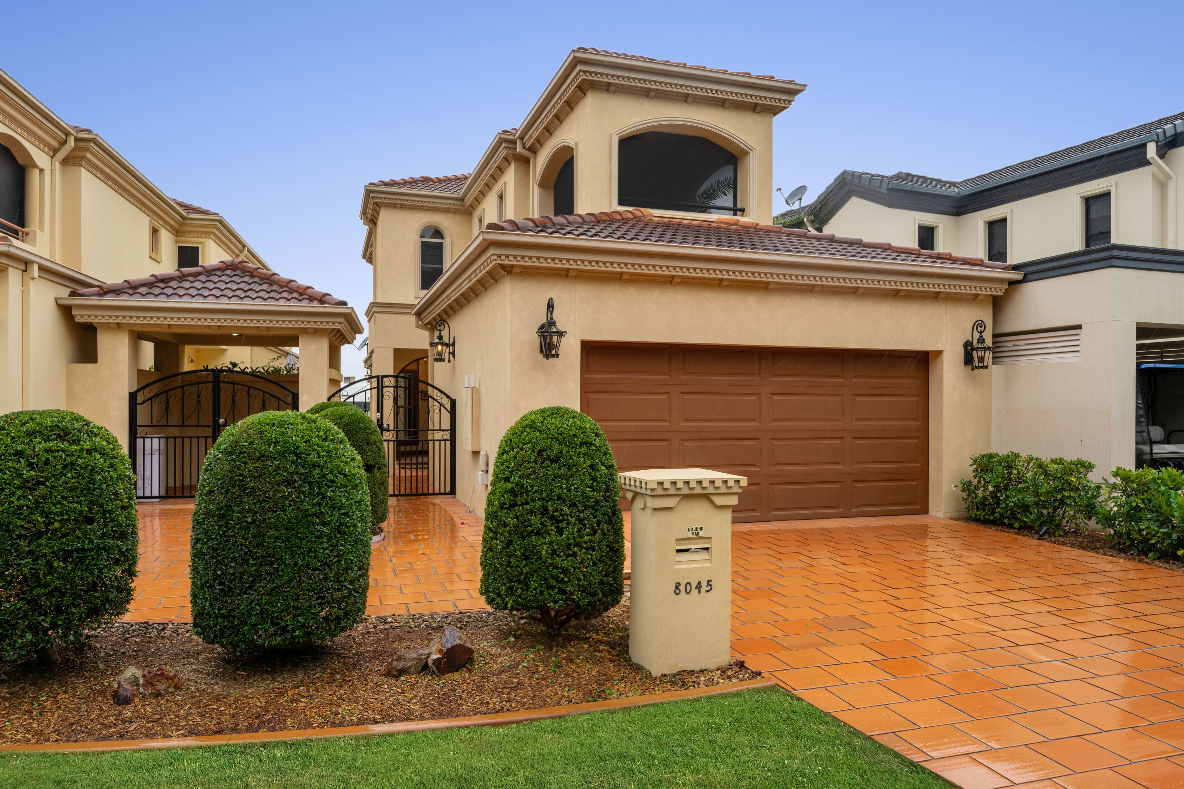 8045 The Parkway, Sanctuary Cove QLD 4212