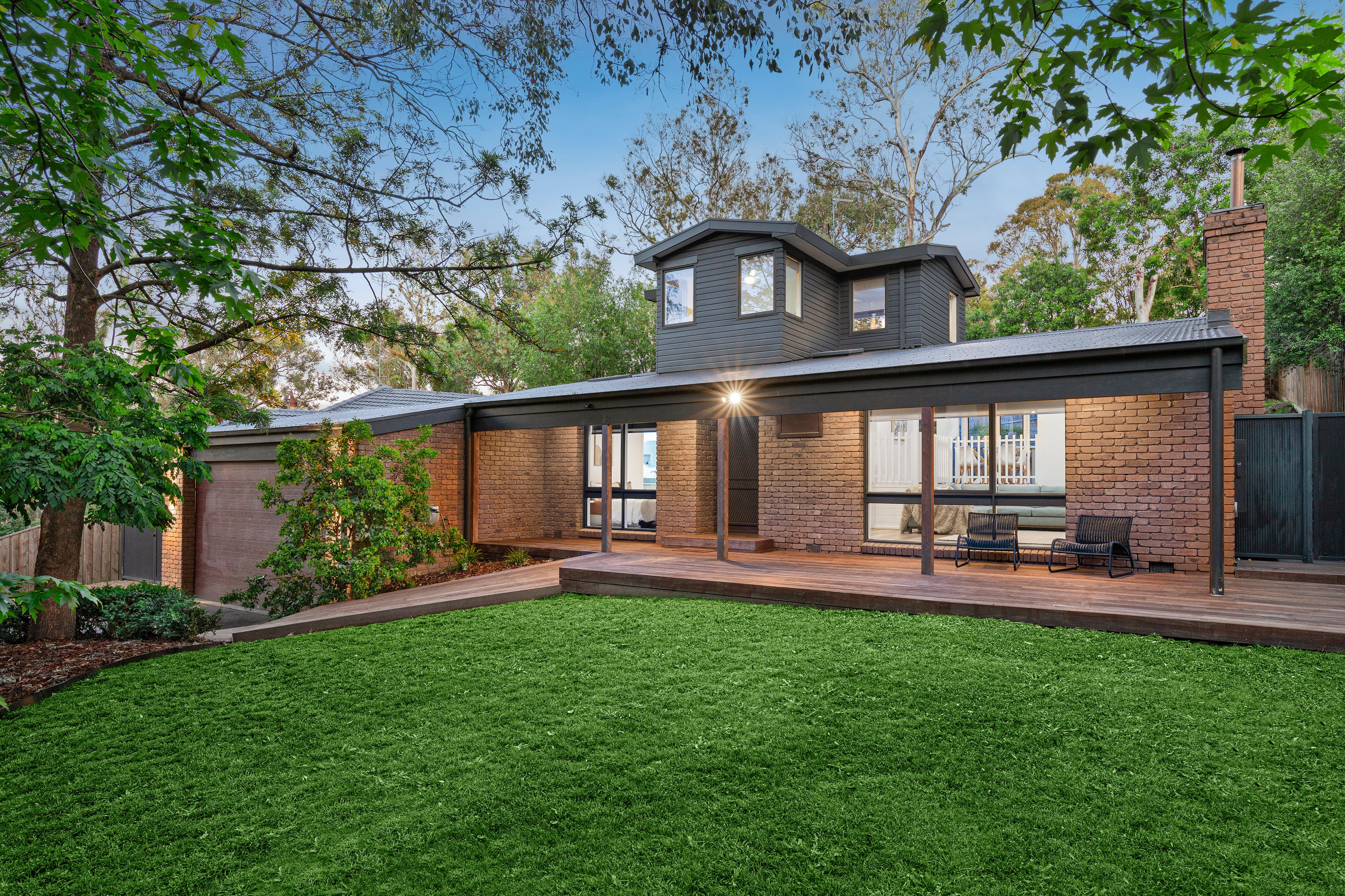 4 Dunstan Drive , Hurstbridge VIC 3099