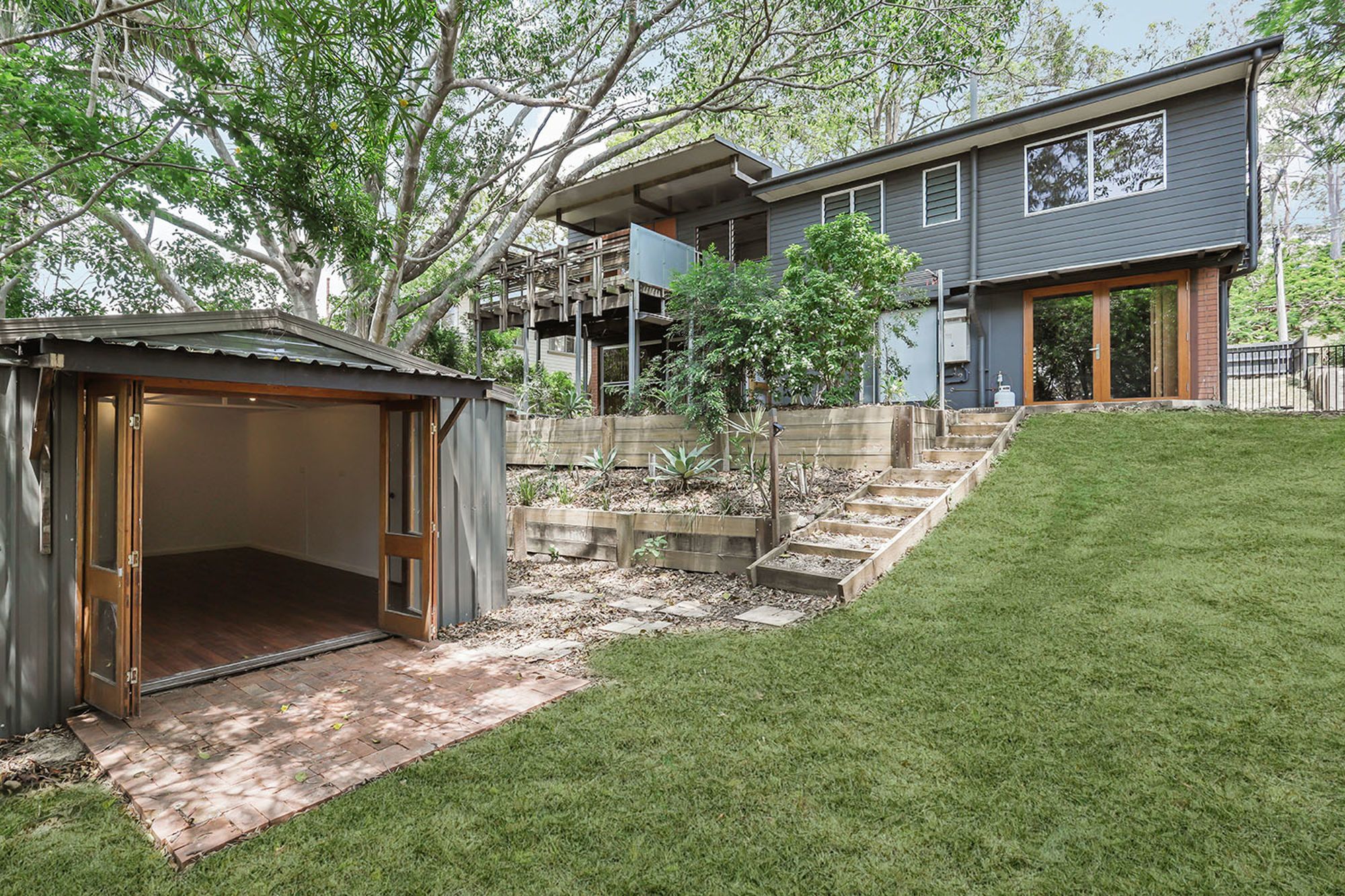 63 Almeida Street, Indooroopilly, QLD 4068