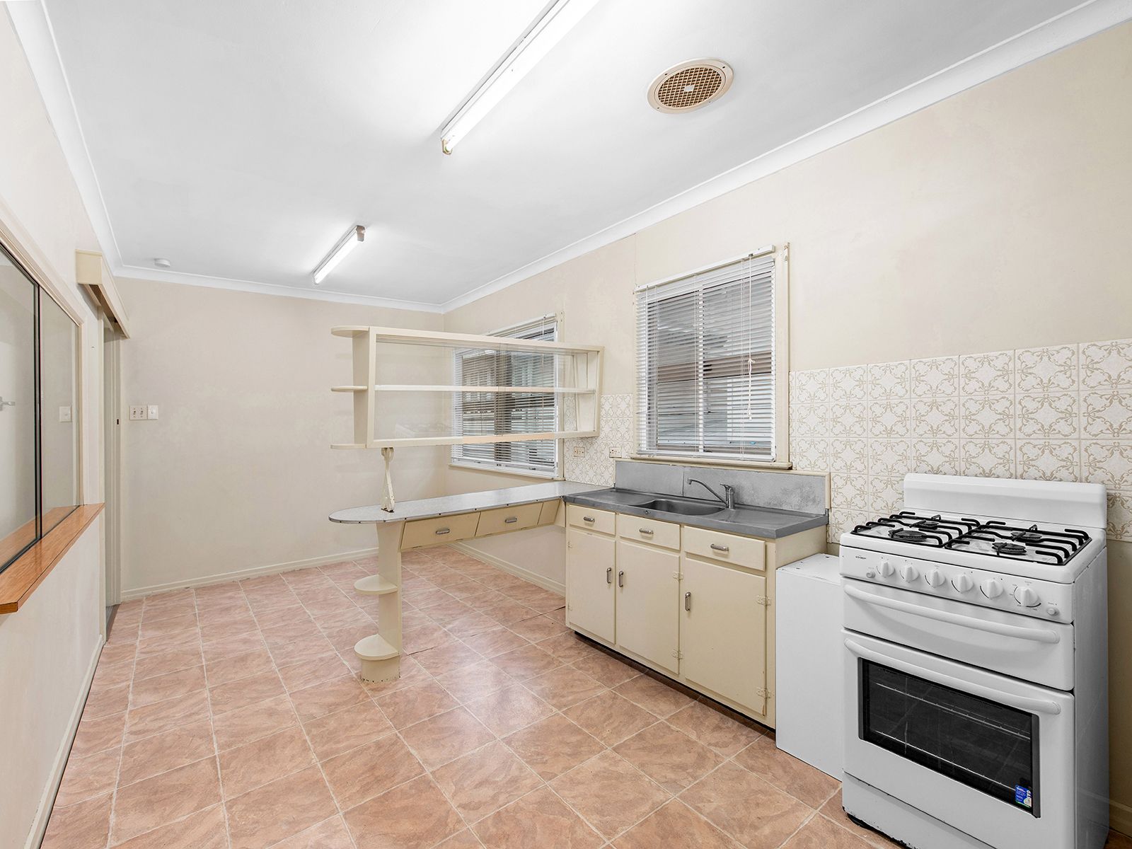 15 Railway Terrace, Corinda, QLD 4075