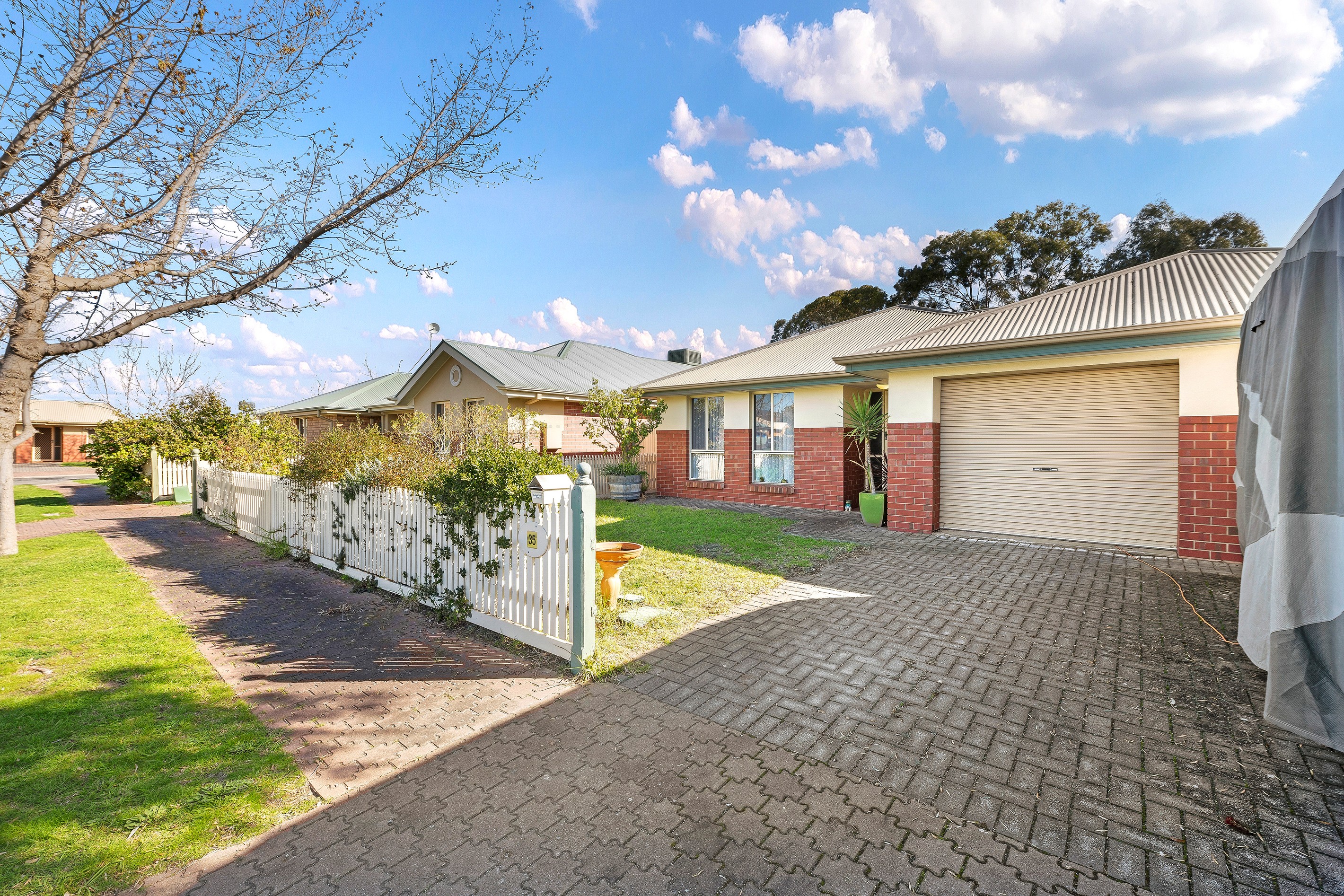 35 Kirkby Circuit, Greenacres, SA 5086