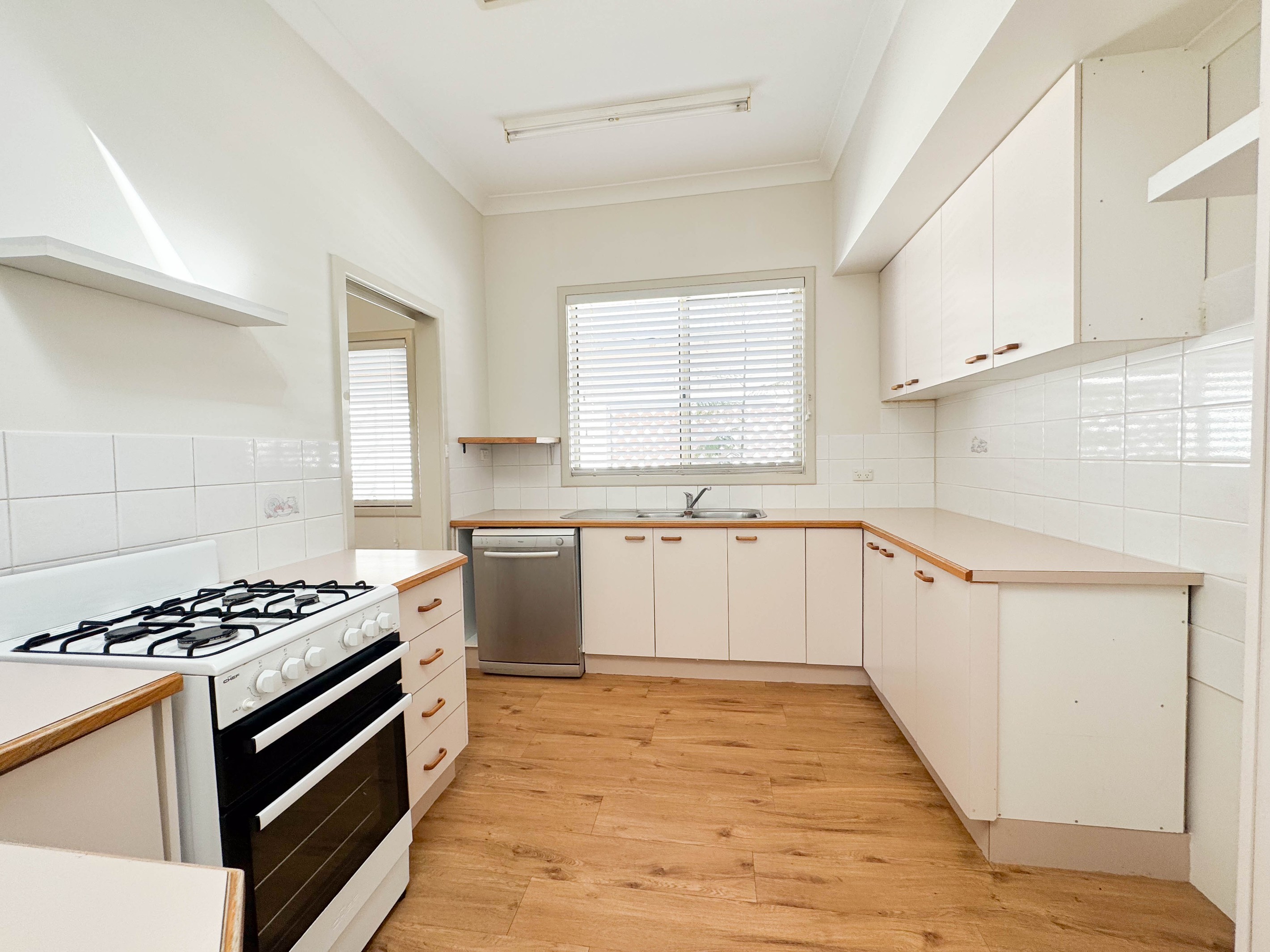 6 Coleman Road, Parkes, NSW 2870