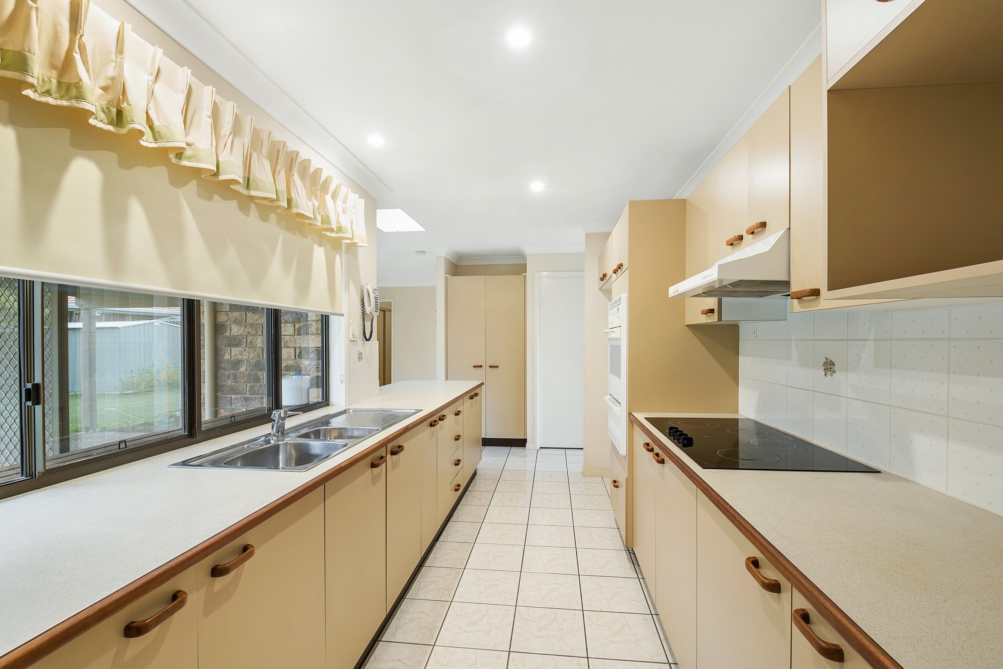 18 Taronga Street, Kippa-Ring, QLD 4021