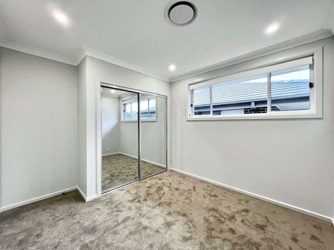 15 Rosedale Street — photo 10 of 14