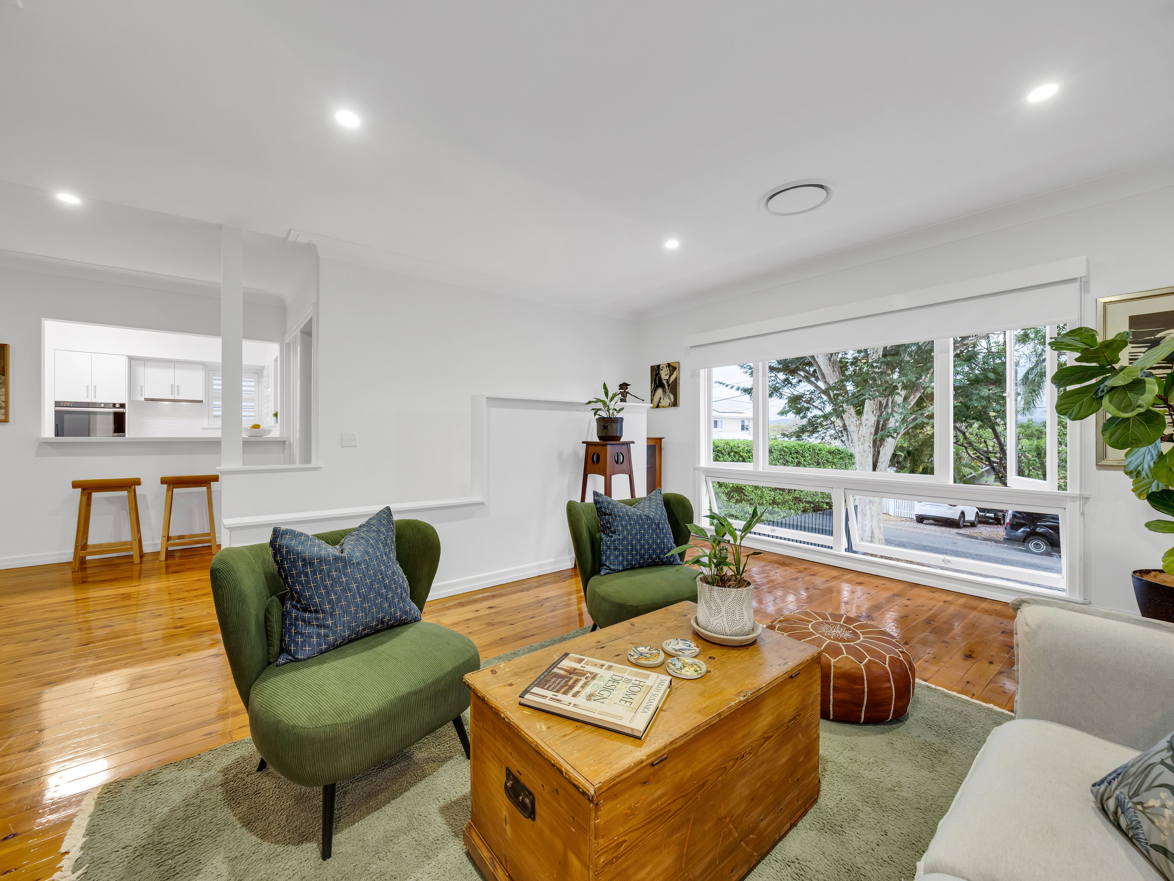 16 Rathlyn Avenue — photo 3 of 28