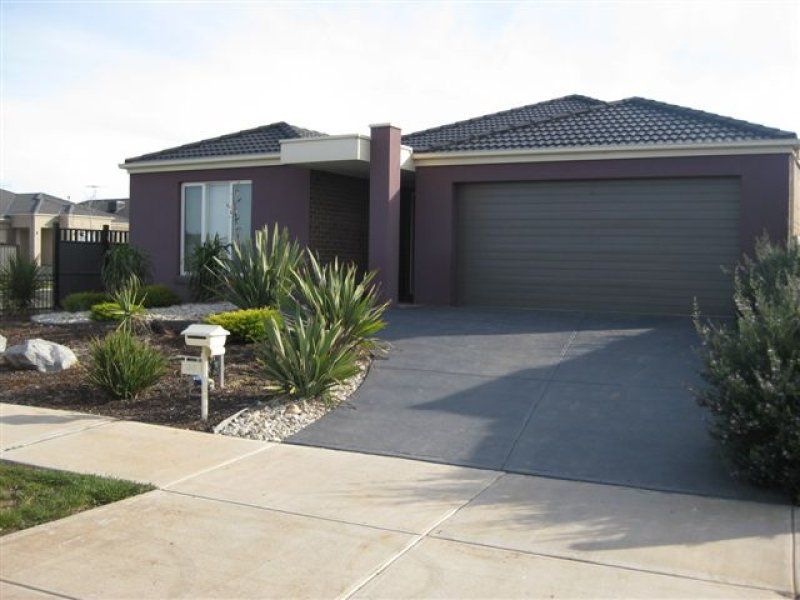 33 Penrose Promenade, Tarneit, VIC 3029
