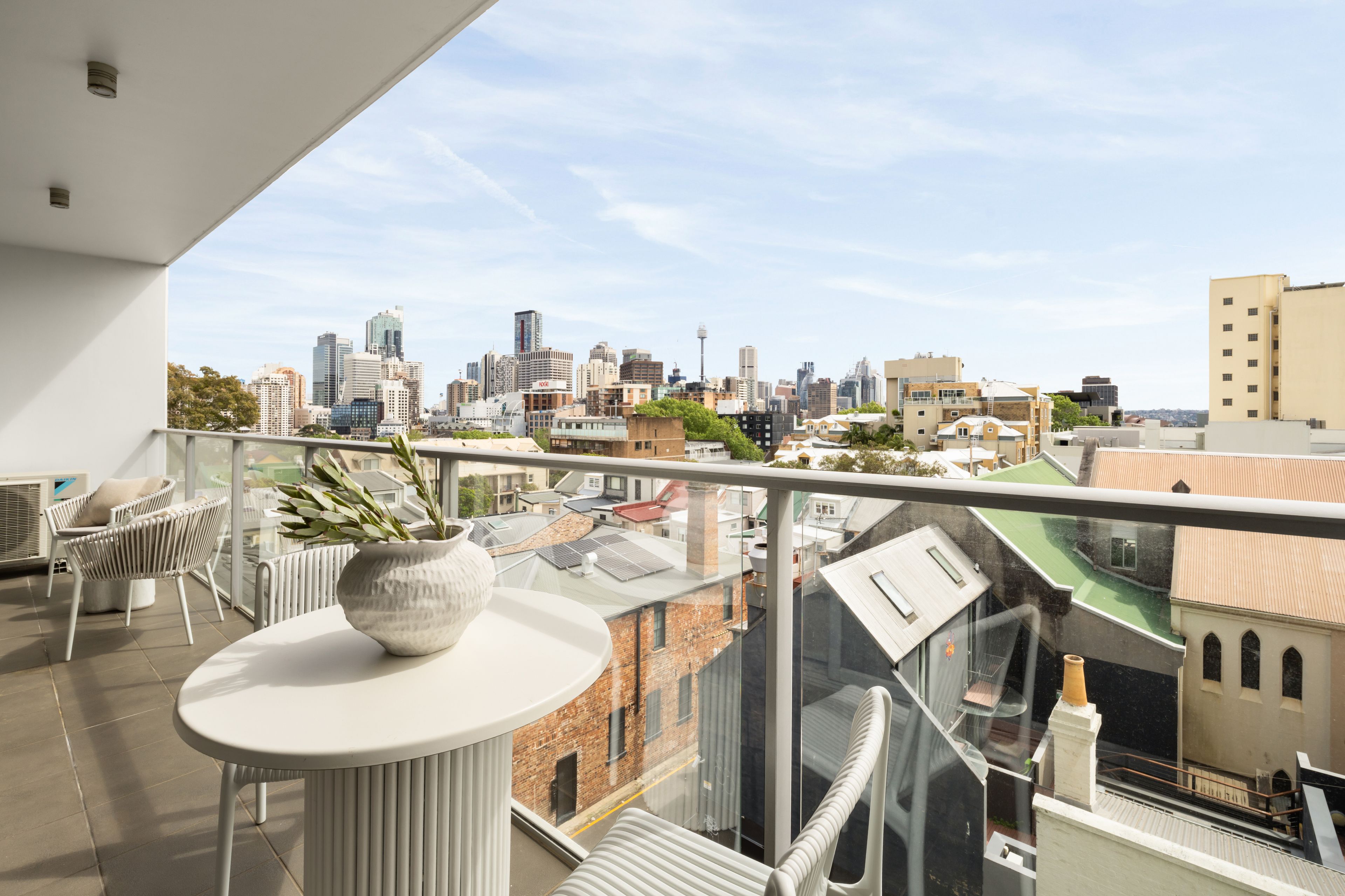 403/417-419 Bourke Street — photo 4 of 9