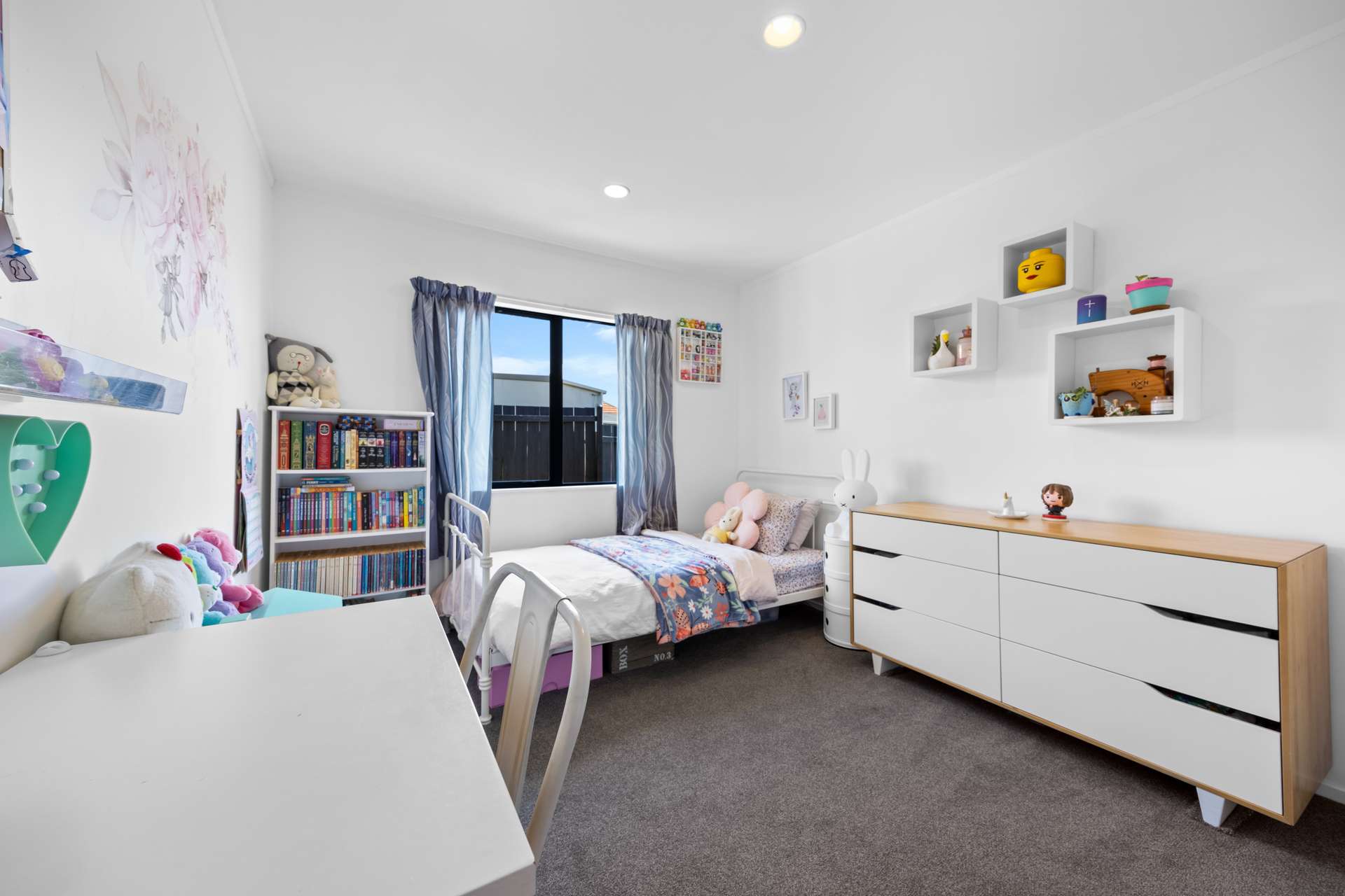 18C Mangos Place photo 11