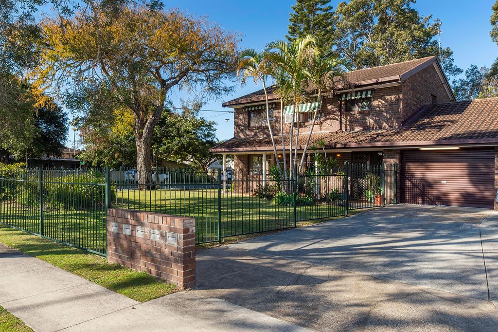 1 - 4/14 Milton Avenue, Paradise Point, QLD 4216