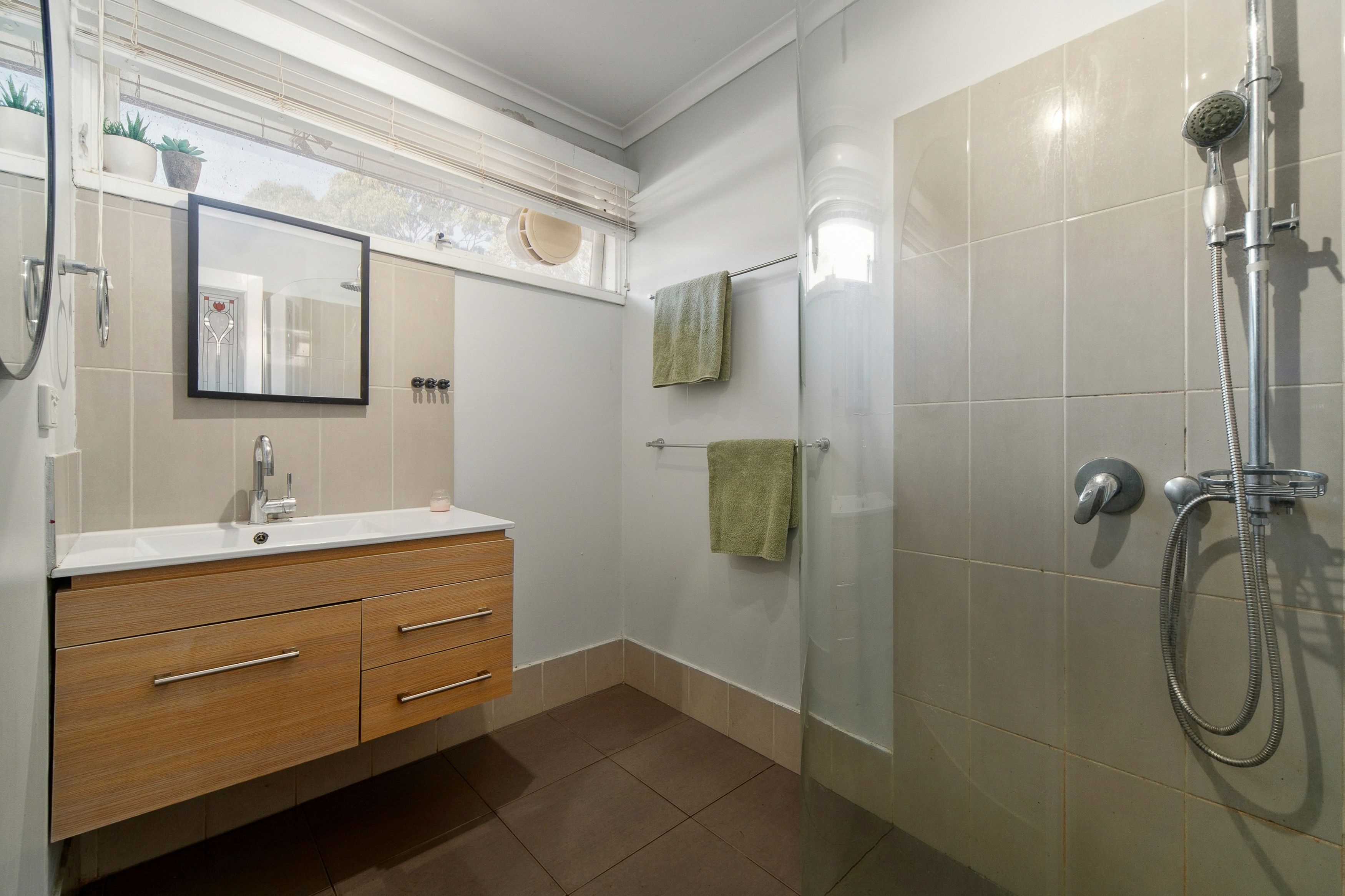 56 Gairloch Drive — photo 6 of 15