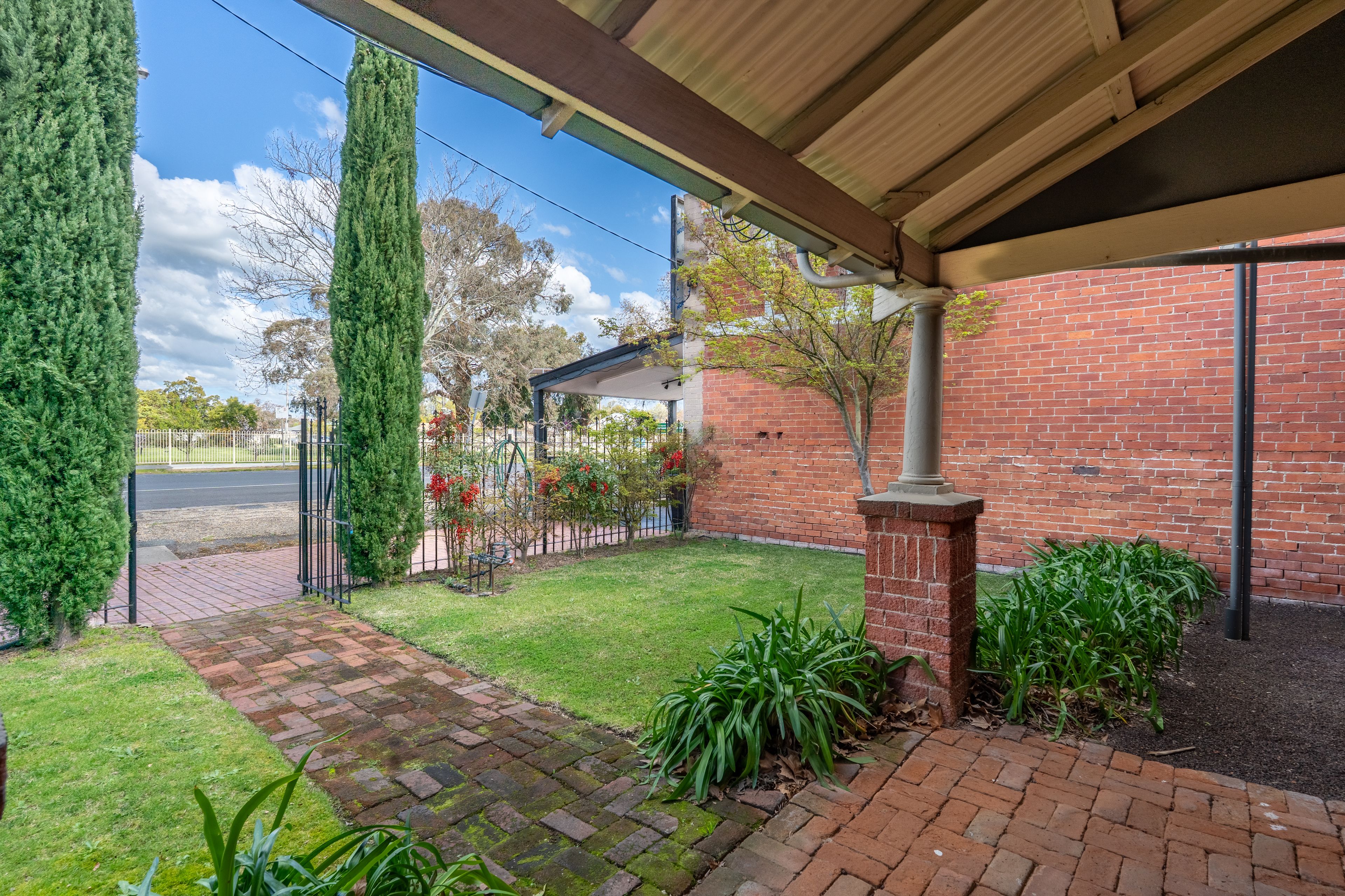 14 Clifton Street — photo 5 of 30