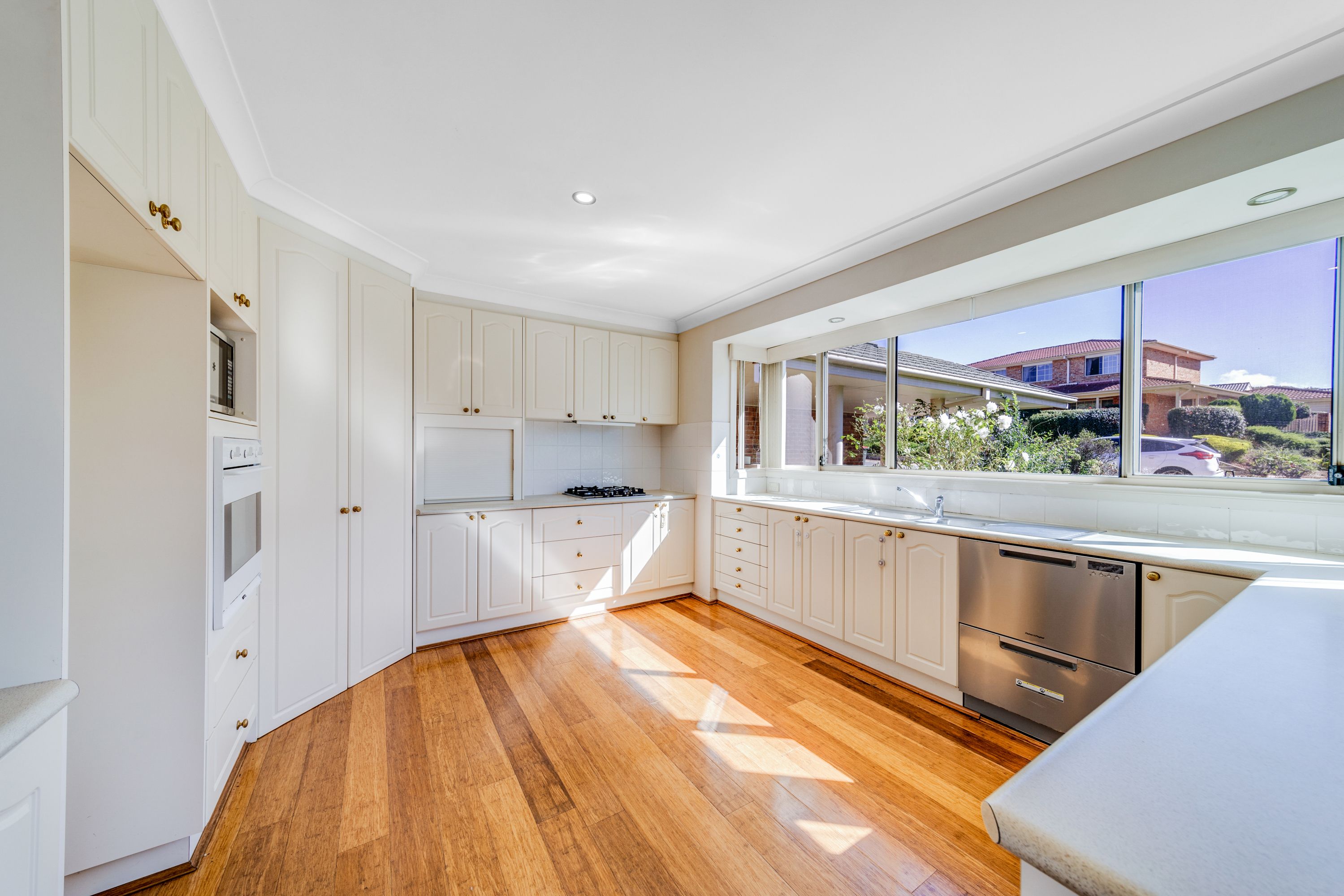 10 Massie Place — photo 4 of 23