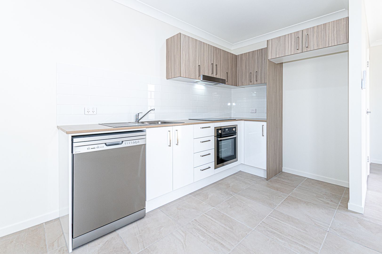 2/47 Tranquility Way, Eagleby, QLD 4207