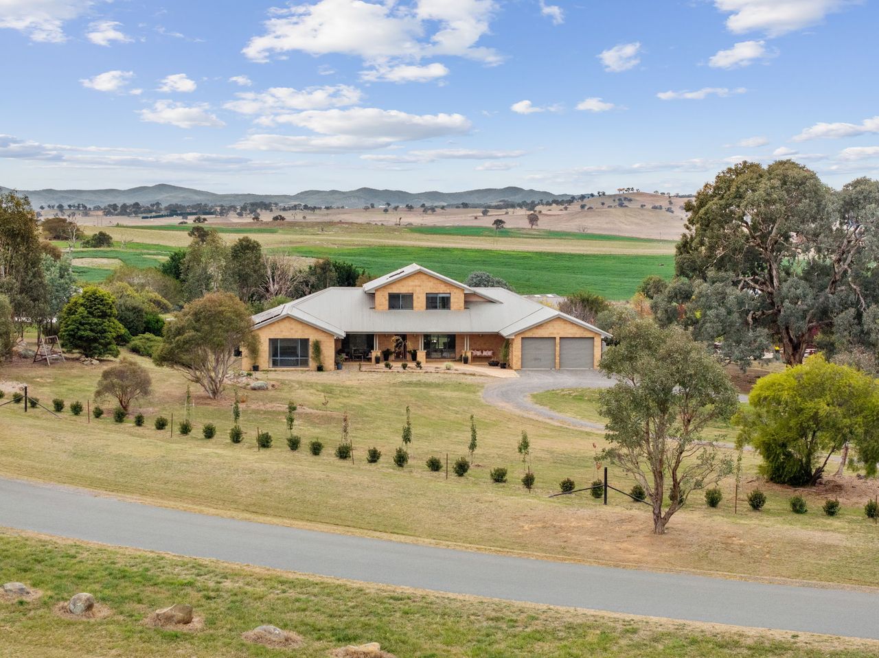 Properties for sale in Murrumbateman and nearby Ray White Rural