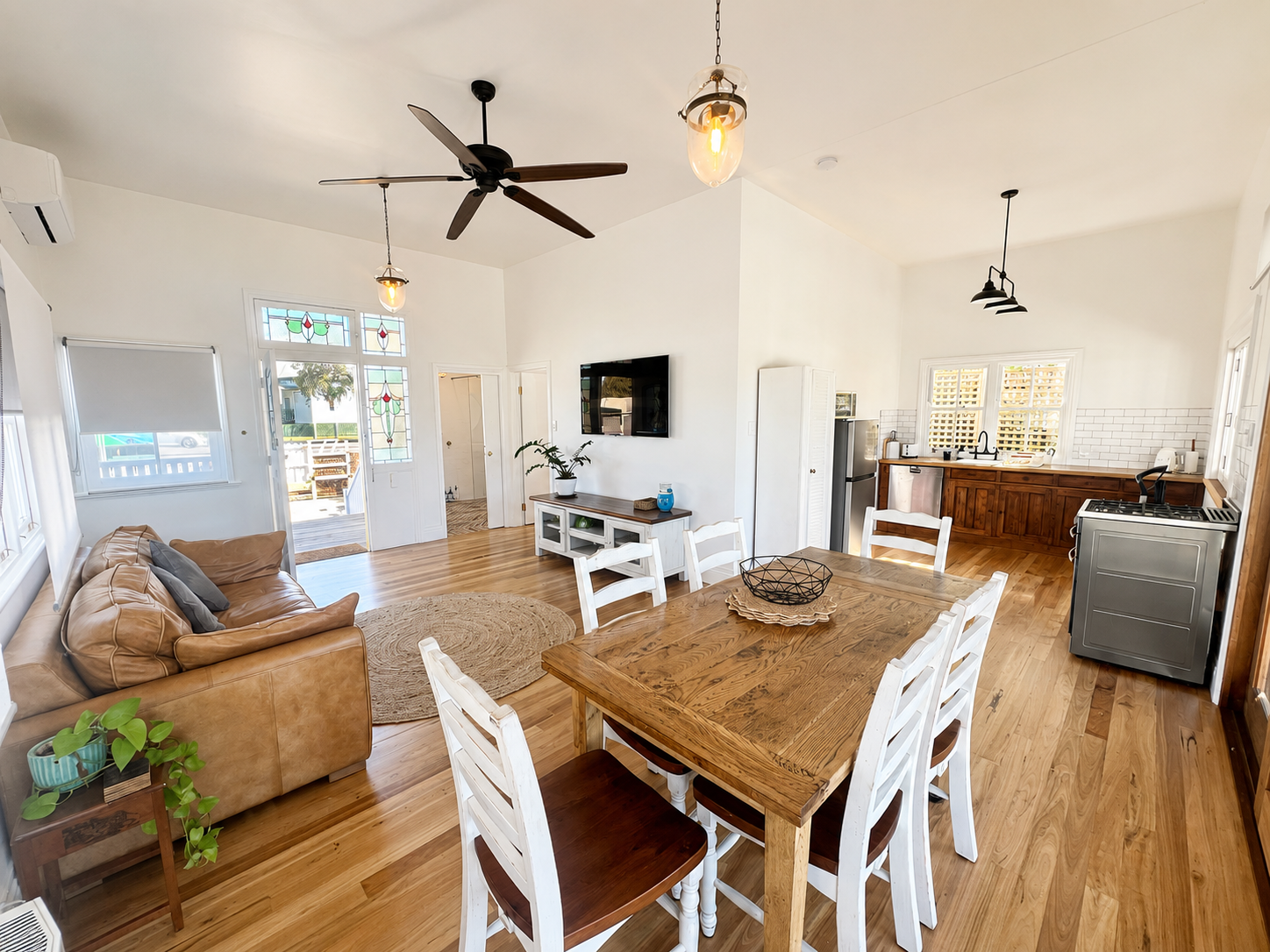 64a Oxley Avenue — photo from Ray White Woody Point
