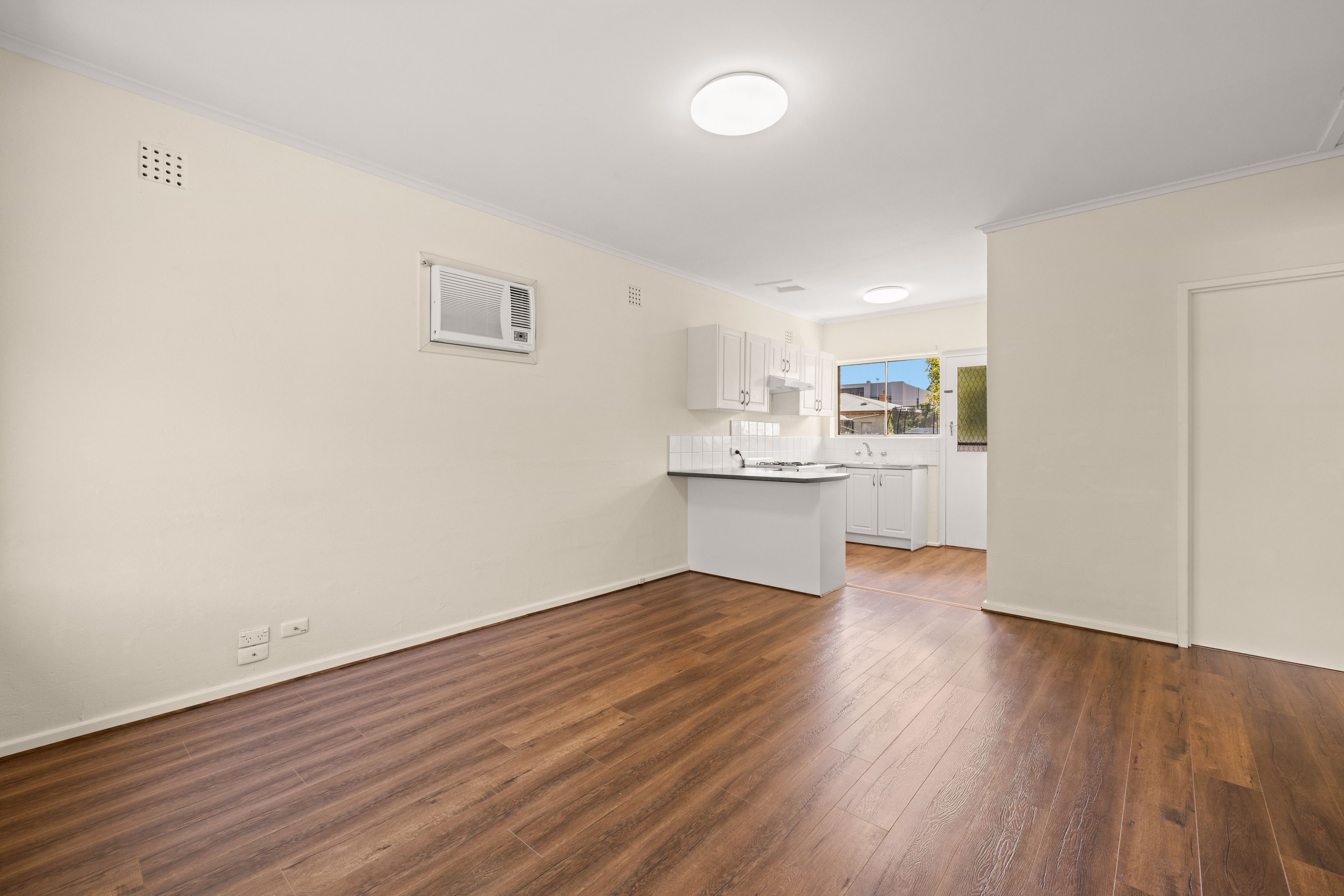 2/3 Jewell Street — photo 8 of 19