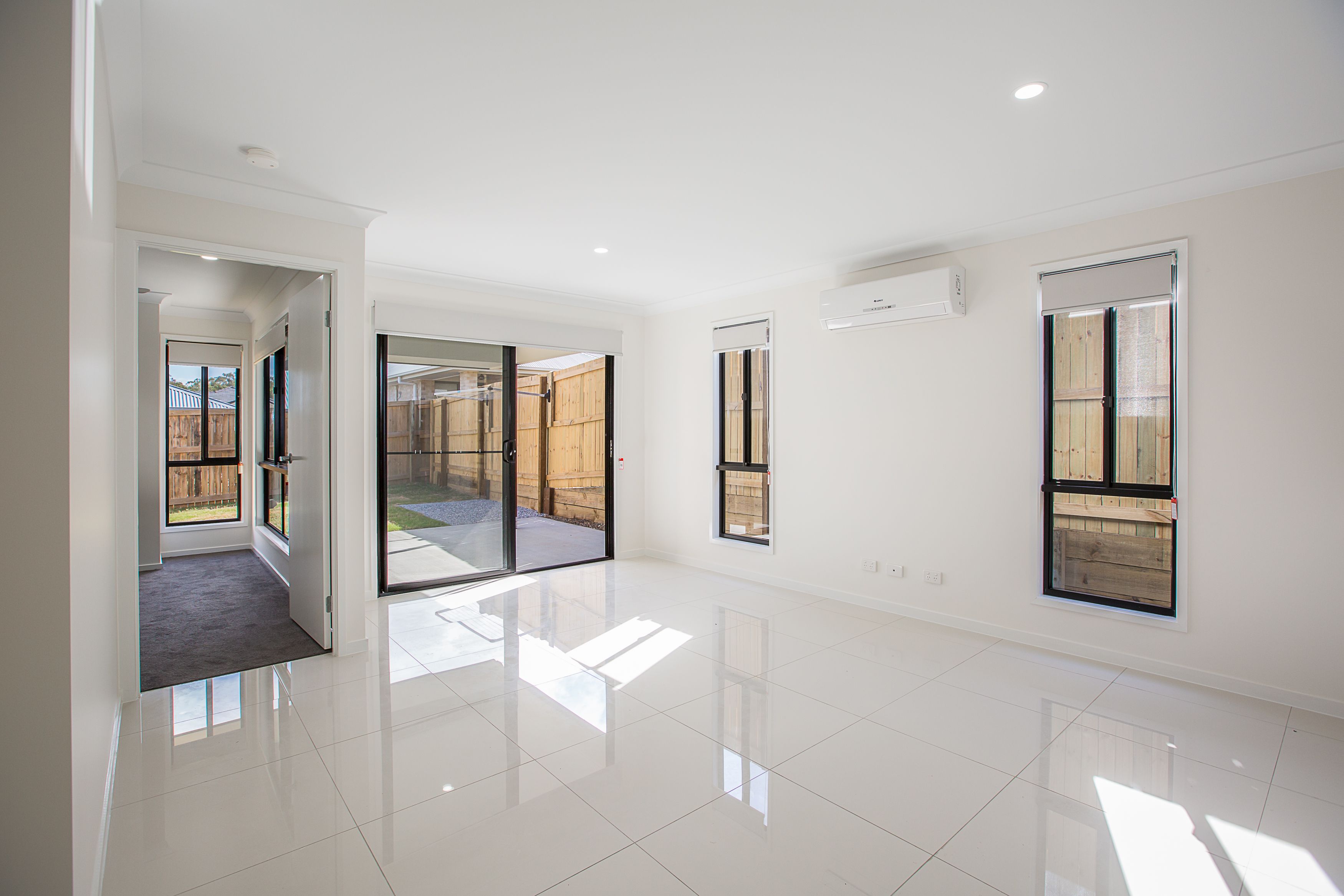 1/79 Diamantina Boulevard, Brassall, QLD 4305