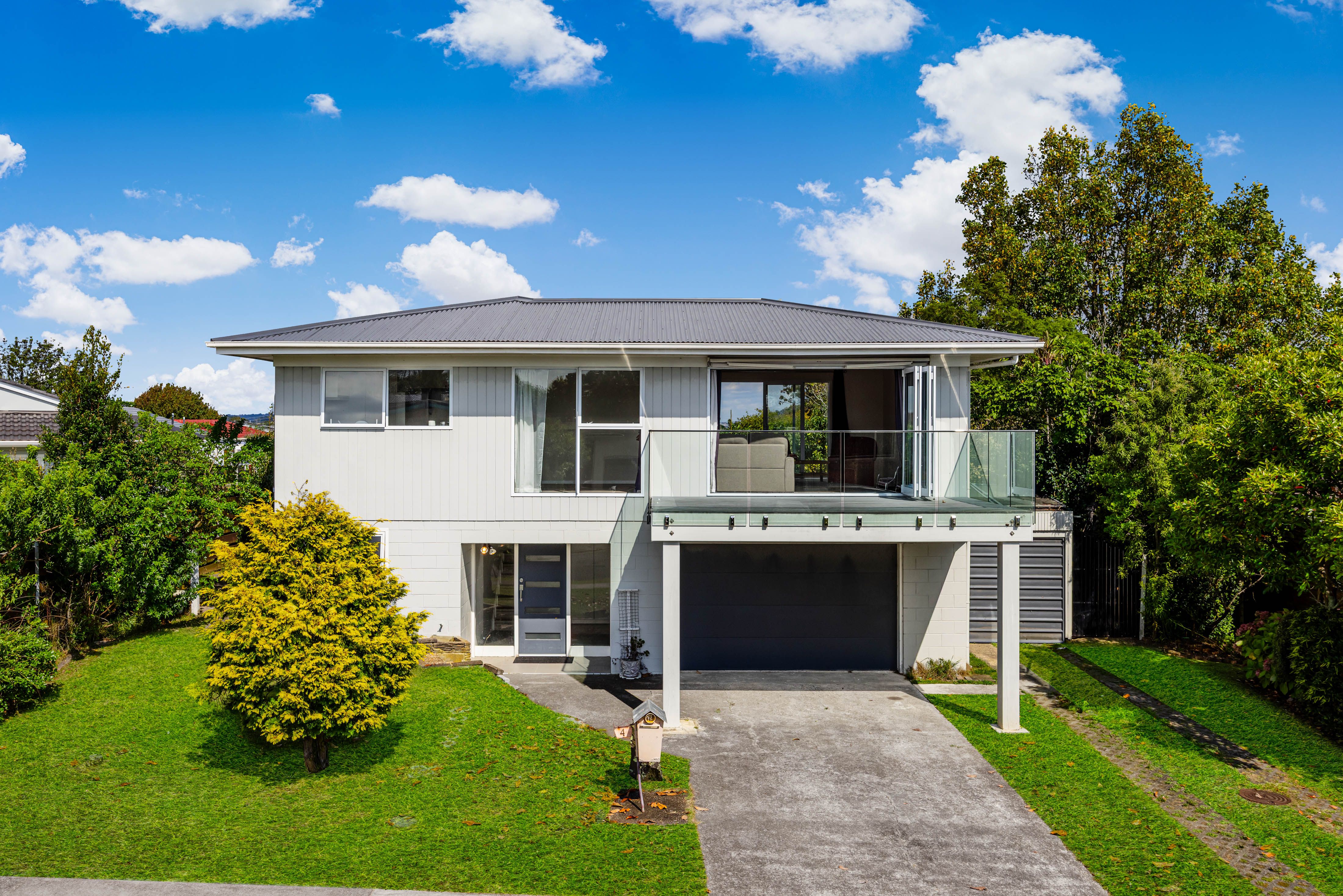 4 Tupaki Place, Pakuranga Heights, Manukau City