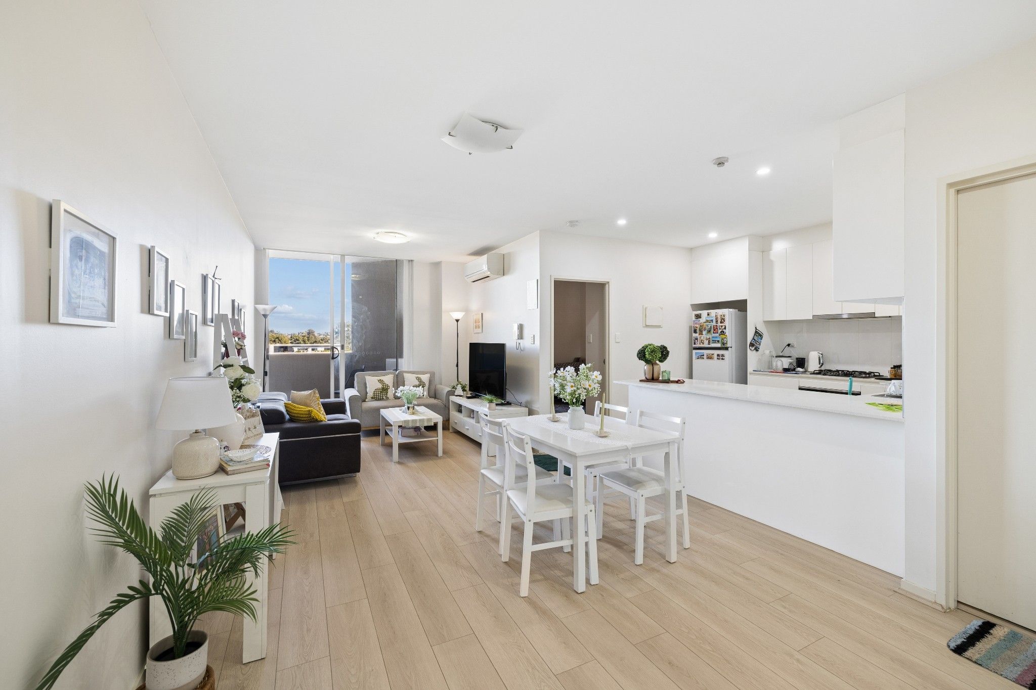 303/357-359 Great Western Highway — photo from Ray White Parramatta