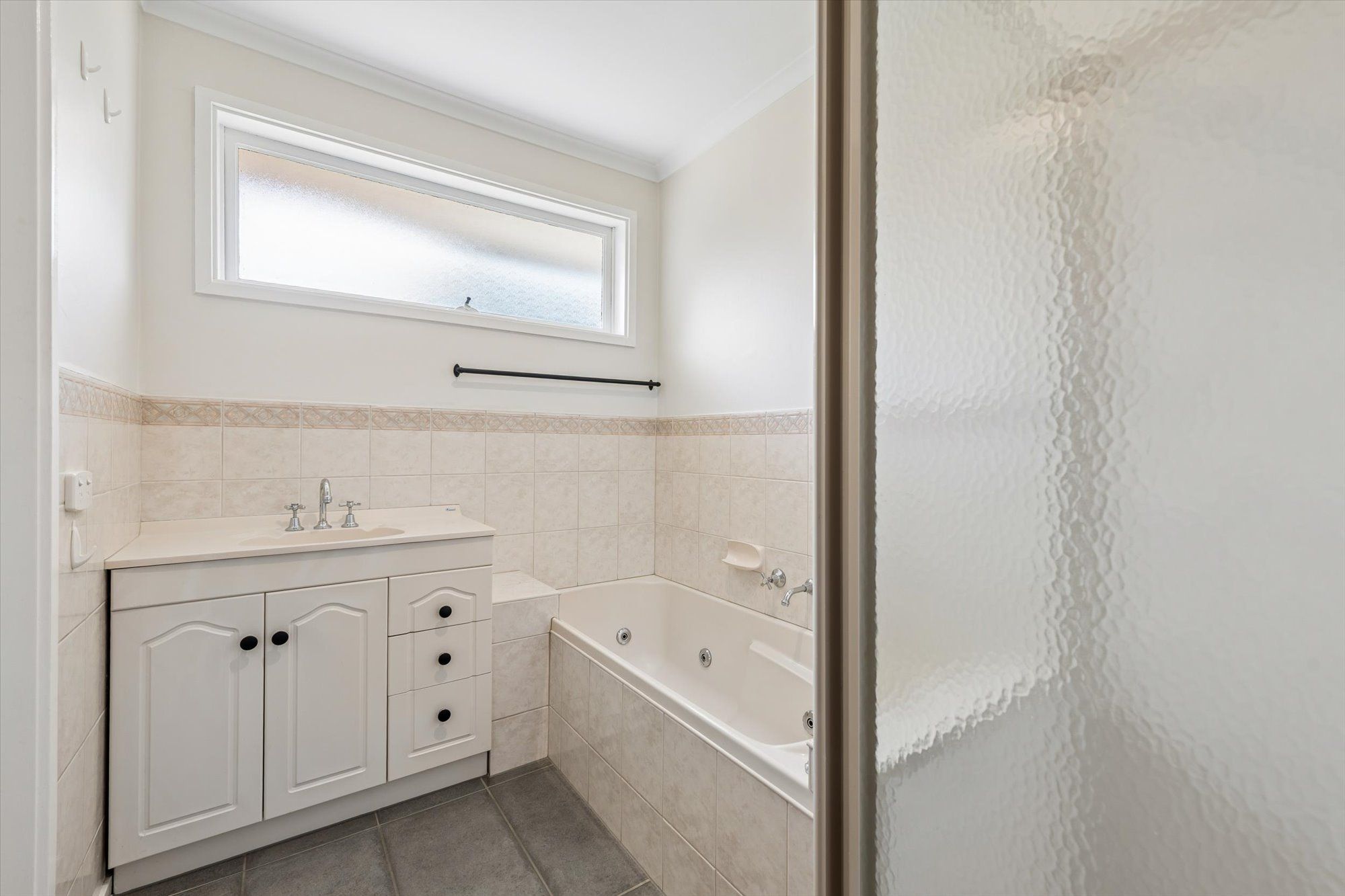 6 Apsley Court — photo 3 of 6