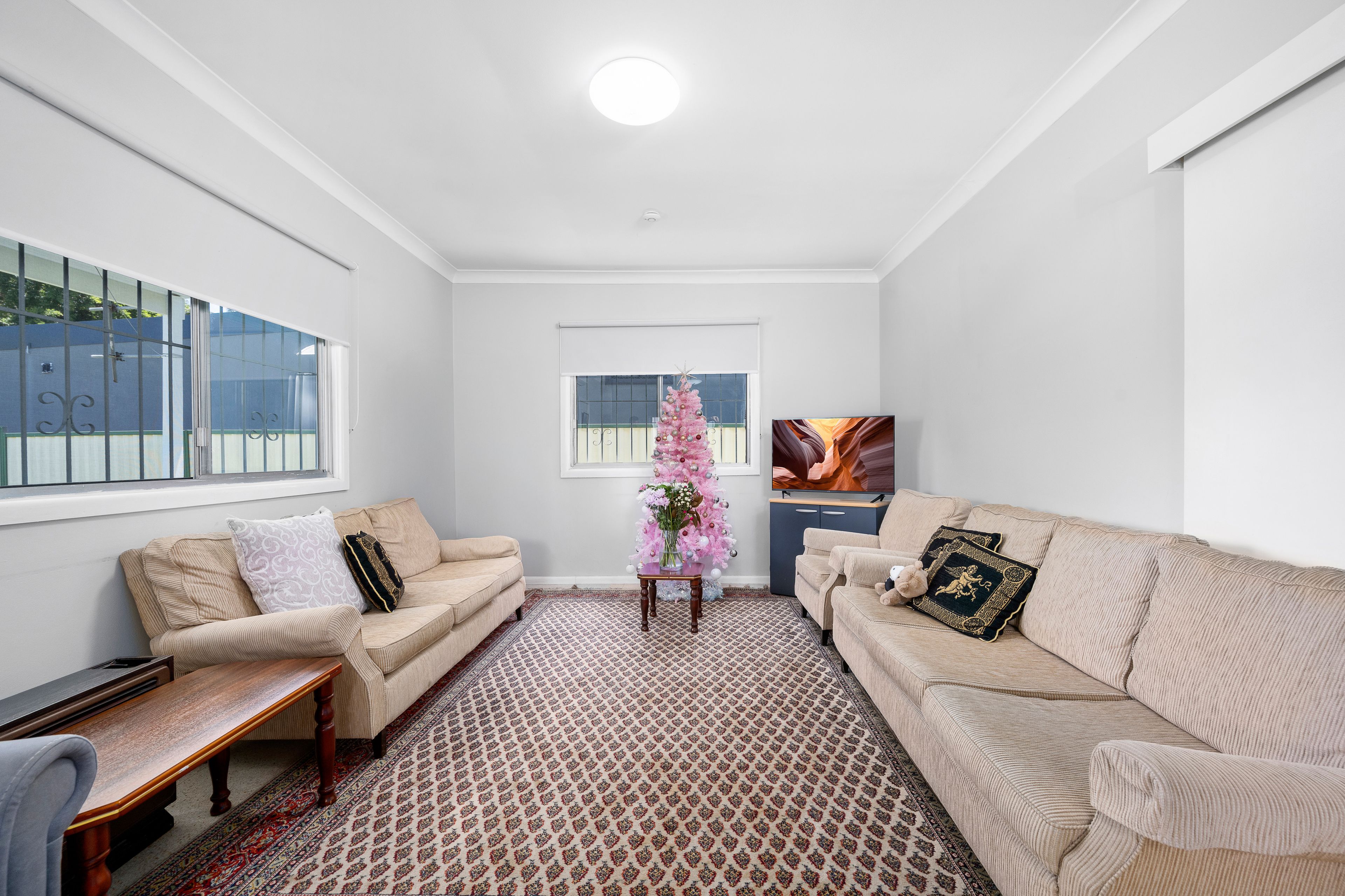 5 Flora Street, Roselands, NSW 2196