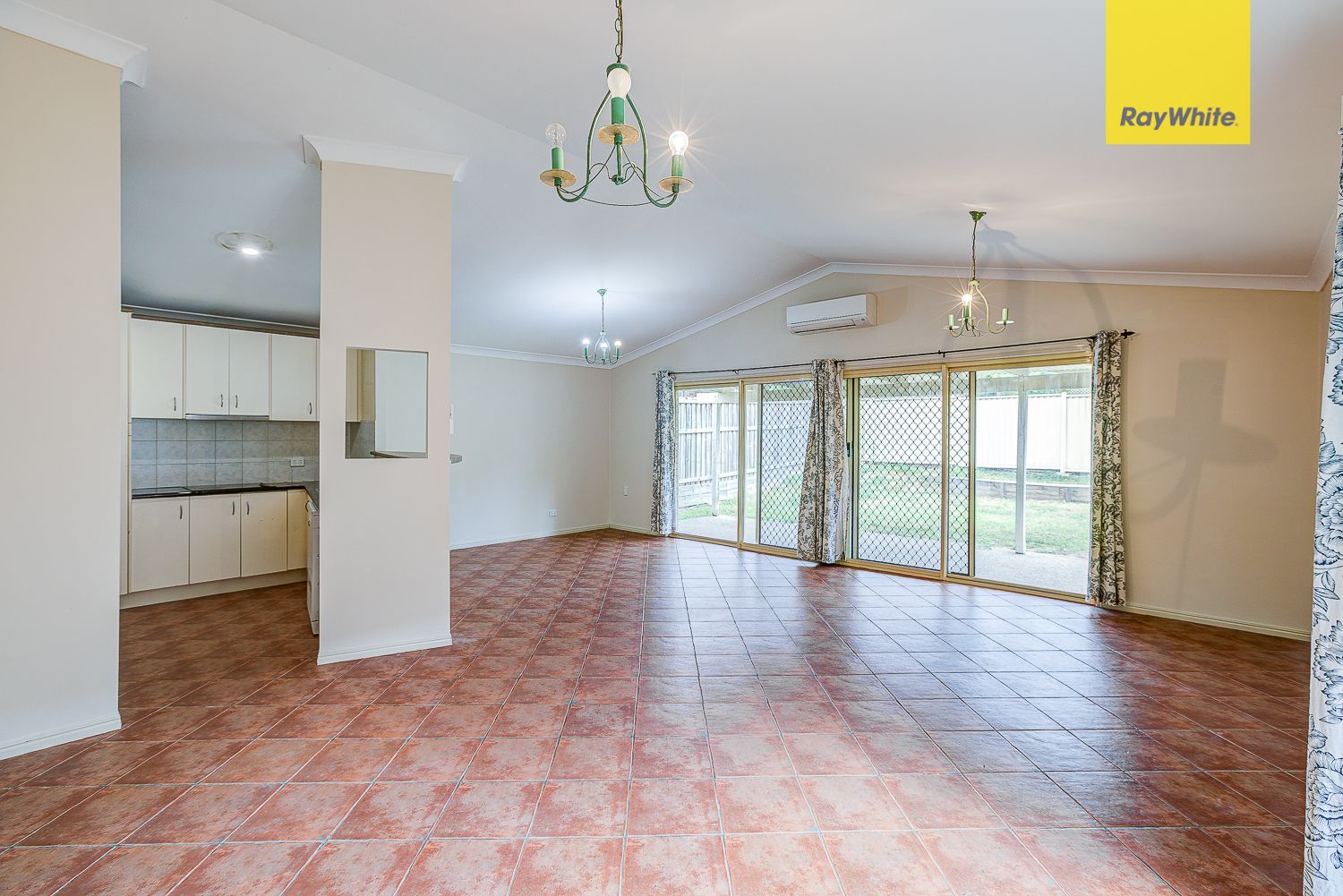 5 Cobham Lane, Forest Lake, QLD 4078