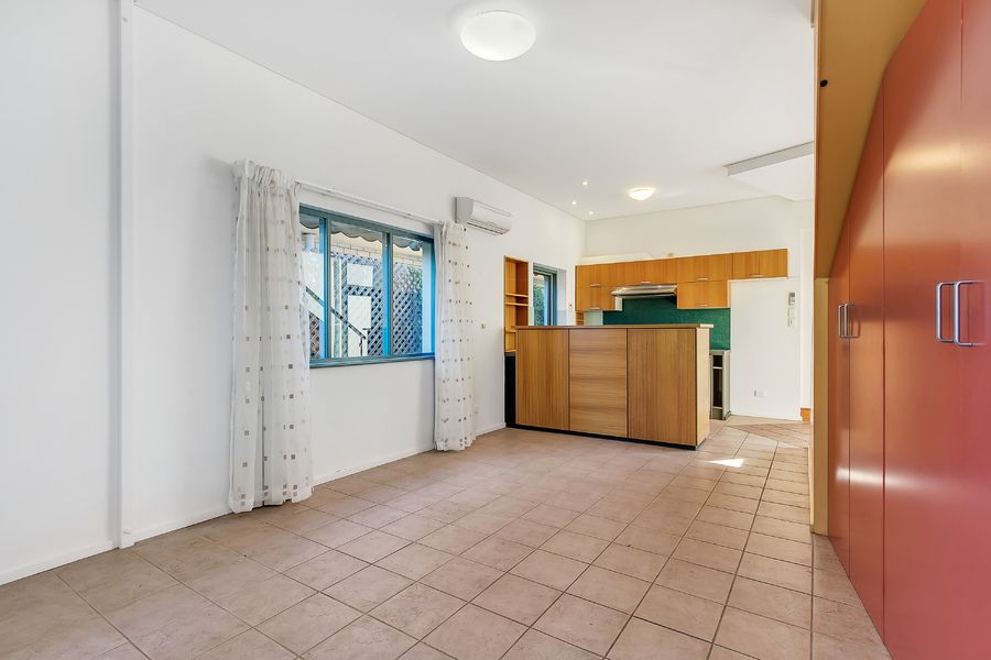 12 Percival Street — photo 5 of 25