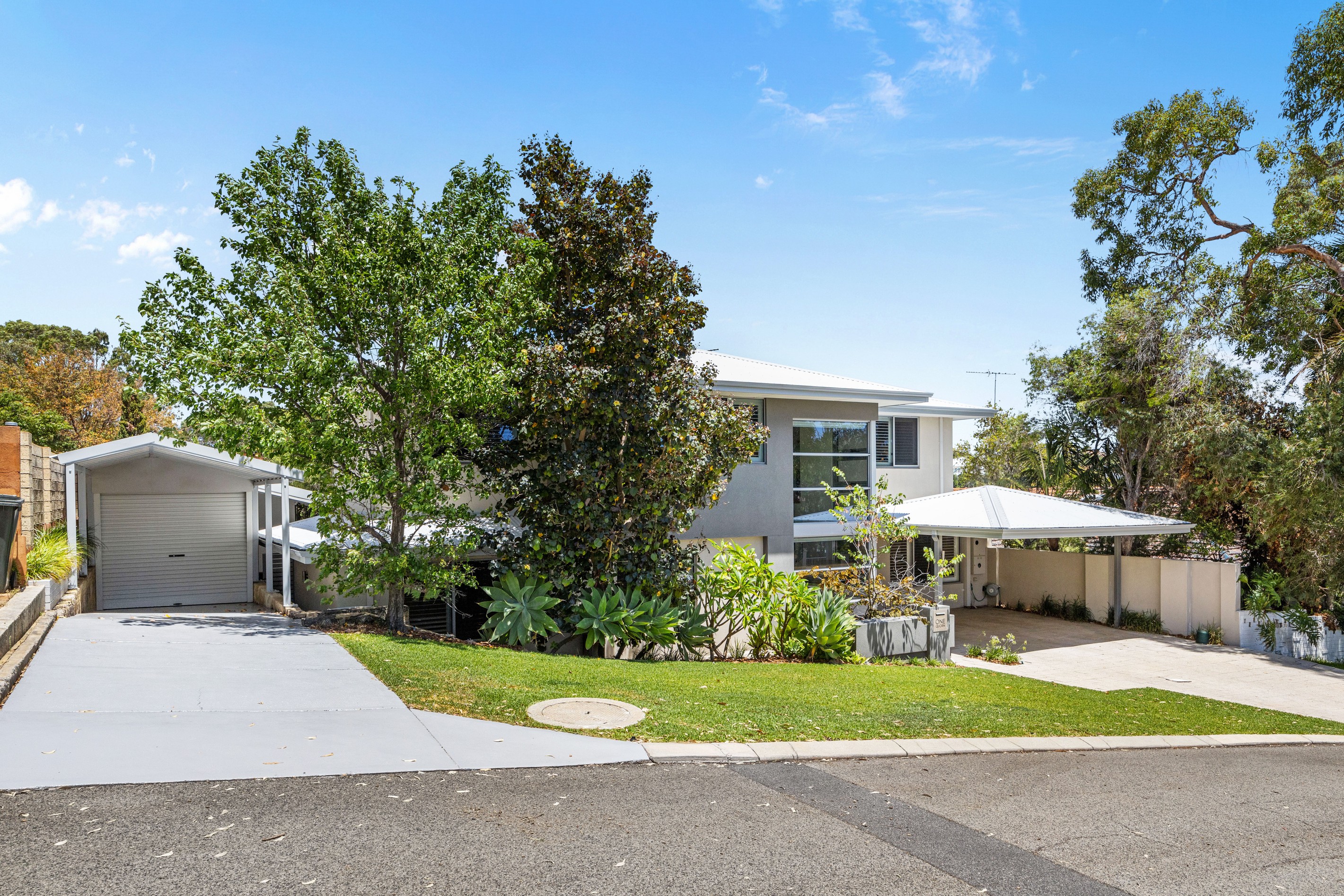 1 Quorn Street, Wembley Downs, WA 6019