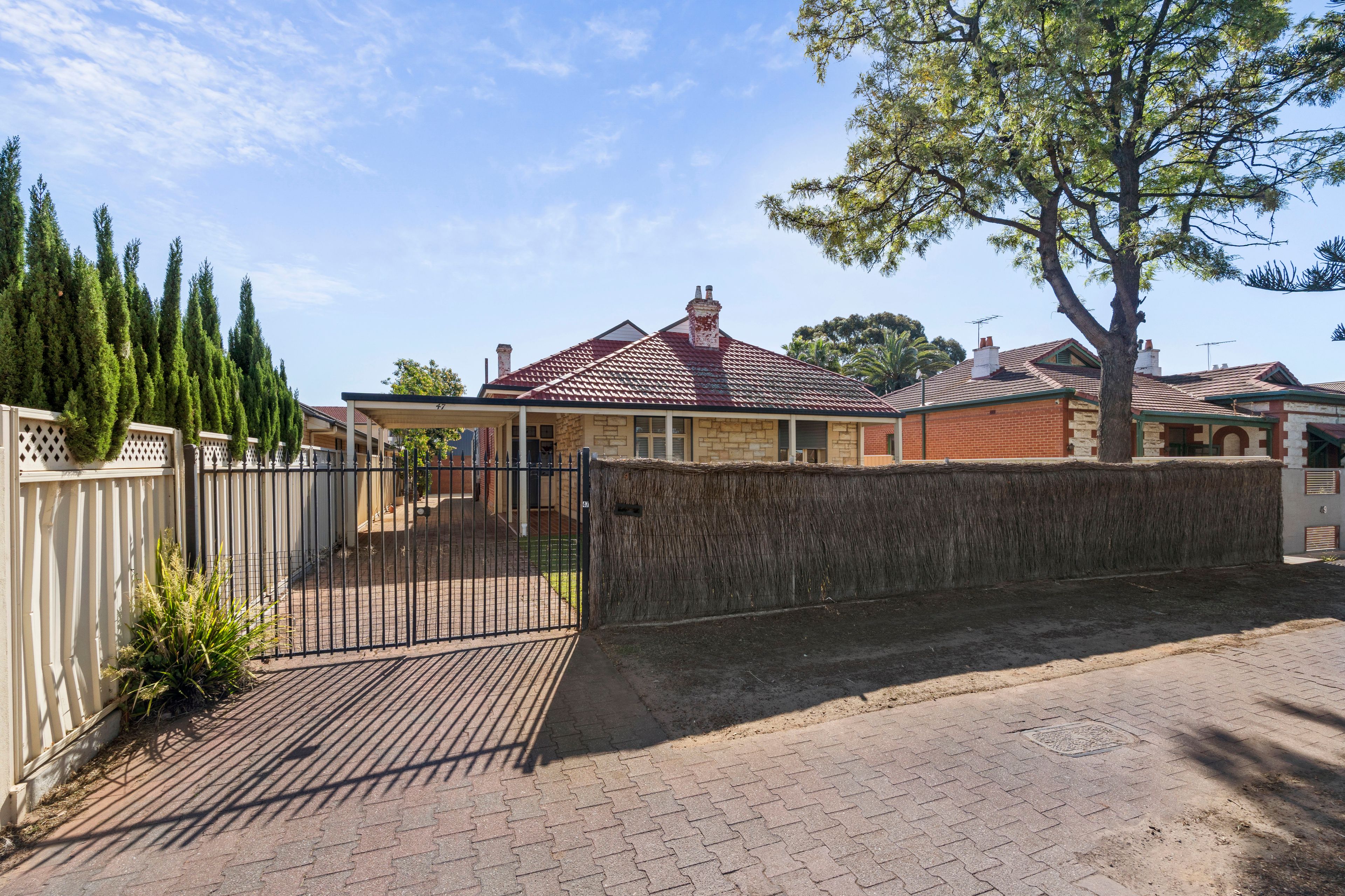47 Tapleys Hill Road — photo 21 of 21