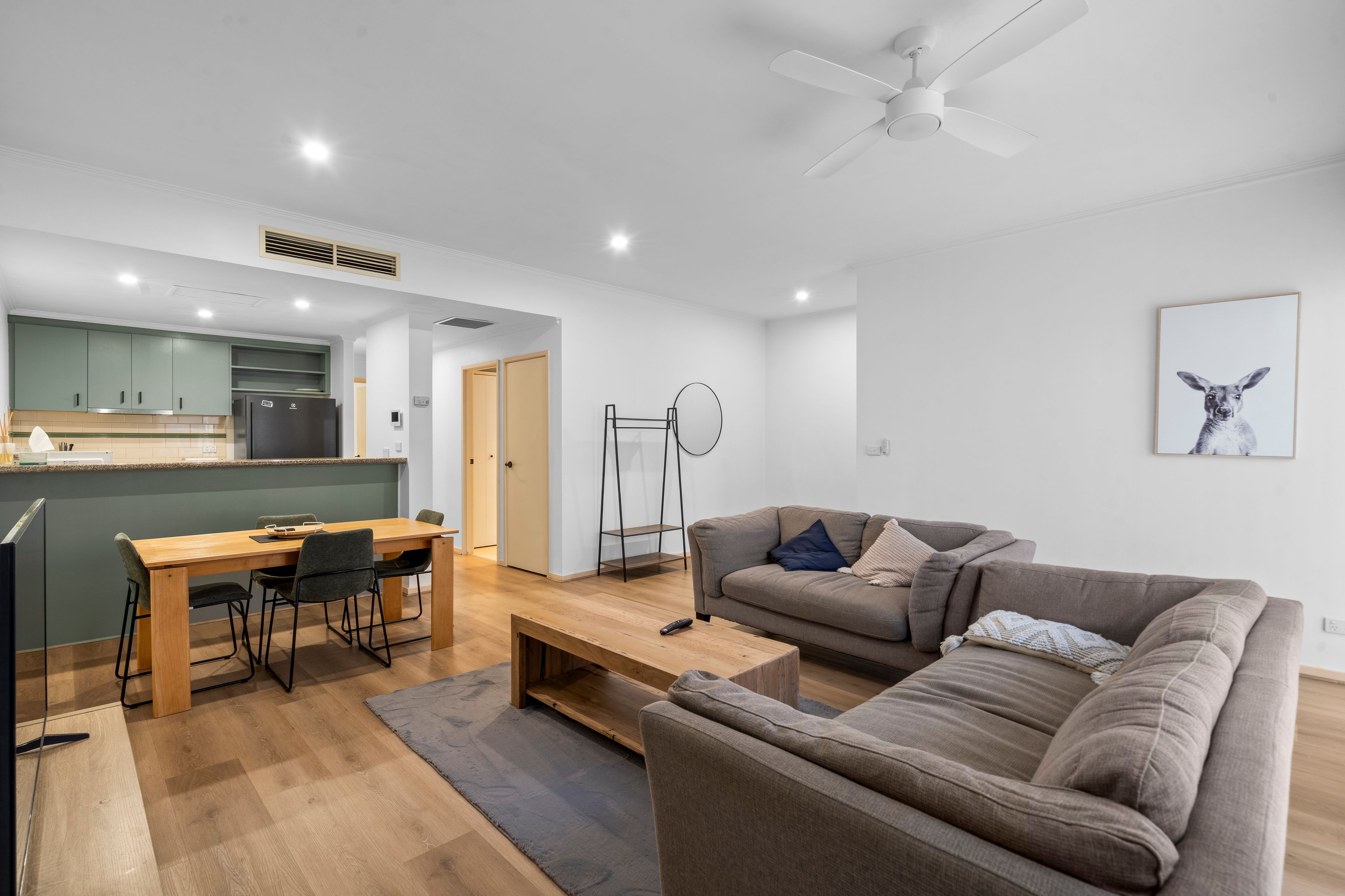 18/88 Wells Street — photo 4 of 14