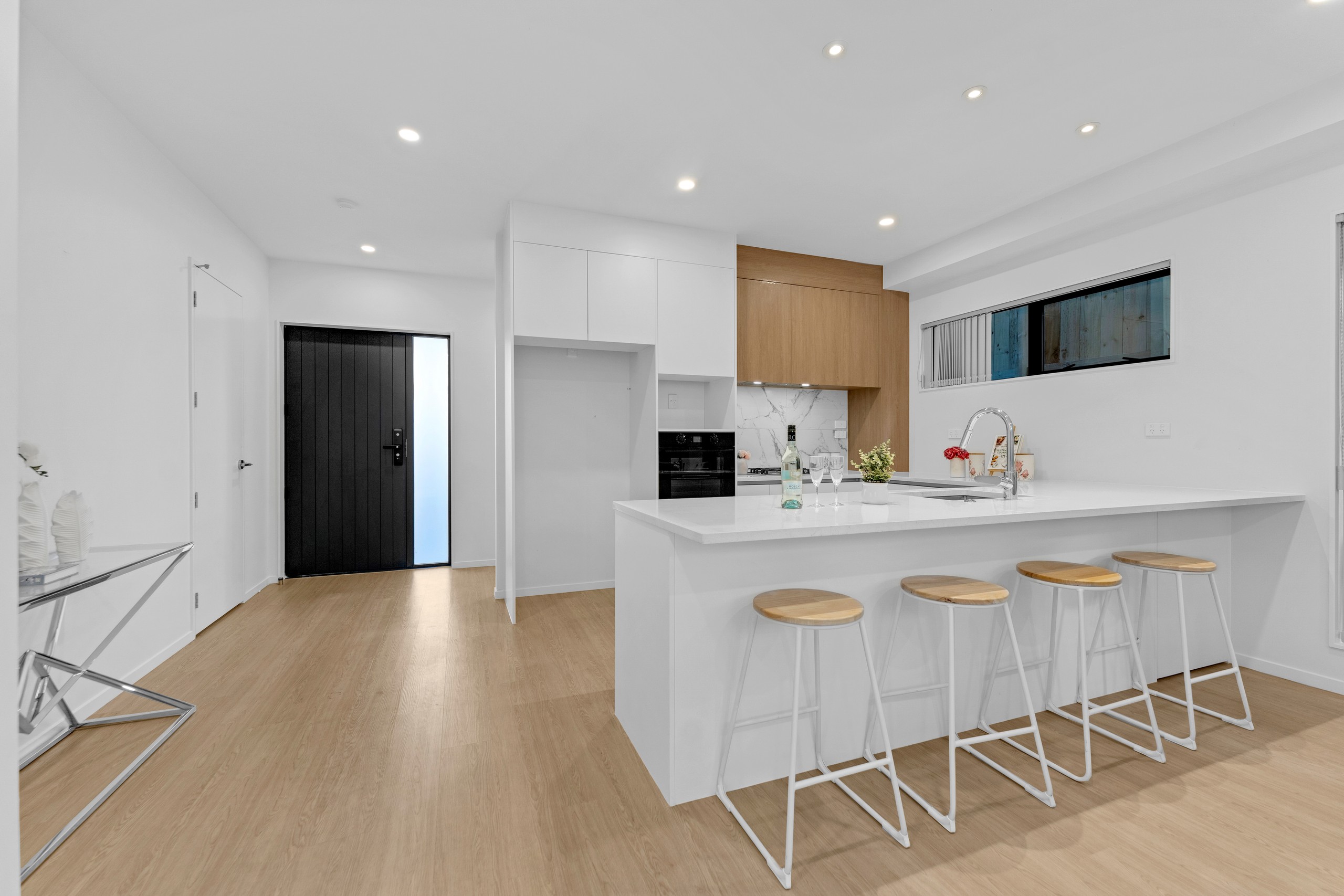 295B Sunset Road, Sunnynook, North Shore City