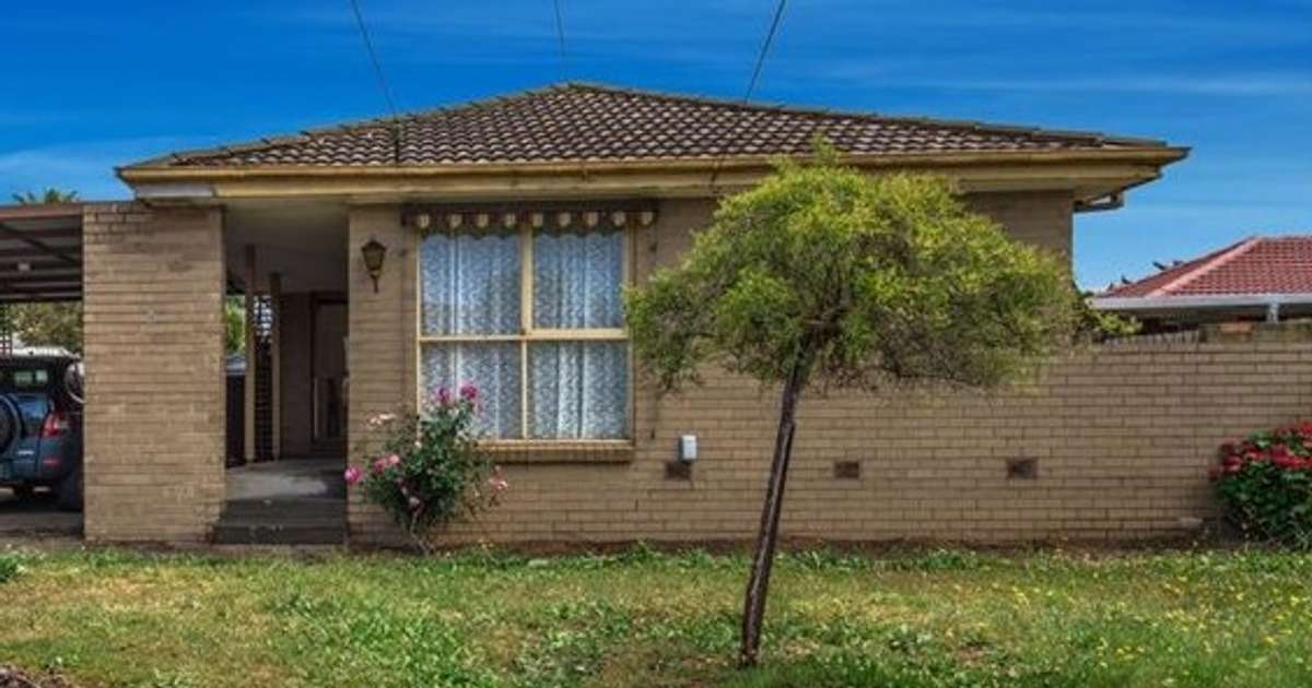 2 Bretton Court, St Albans, VIC 3021 Leased House Ray White St Albans Vic 2 Bretton Court, St Albans, VIC 3021 Leased House Ray White St Albans Vic
